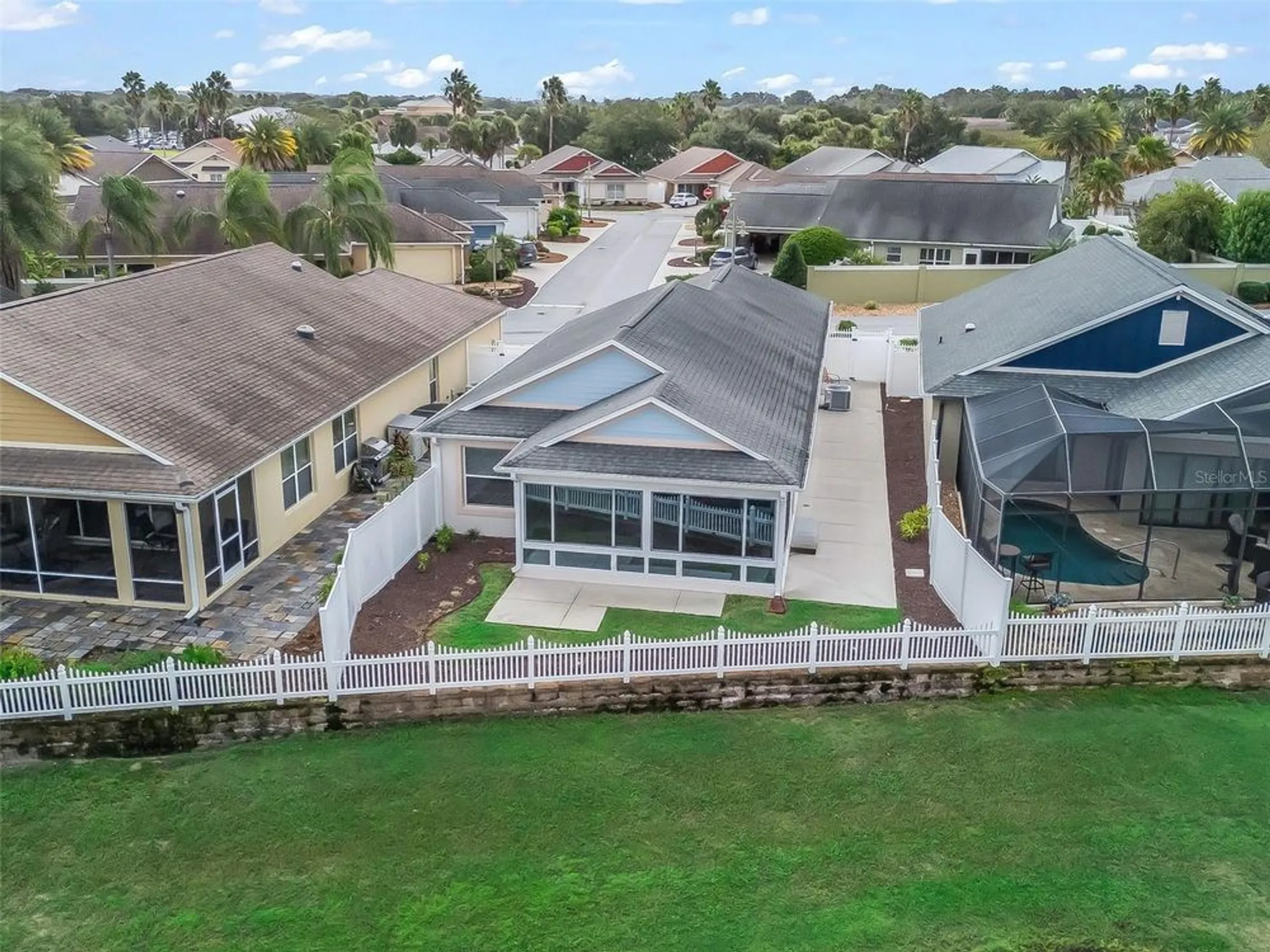 Property Slideshow image 49 of 54 | 1225 edgewater ln, The Villages, FL, 32162