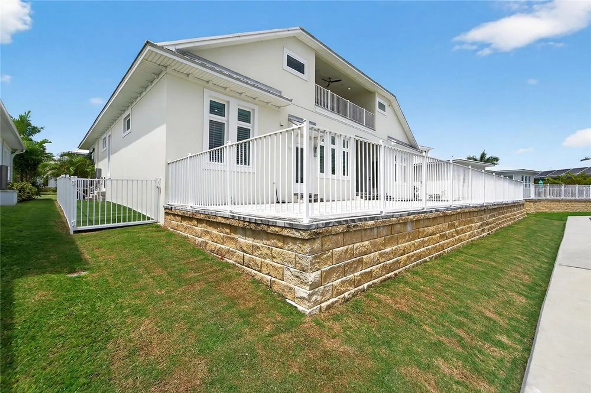 Property Slideshow image 17 of 100 | 5713 tybee island dr, Apollo Beach, FL, 33572