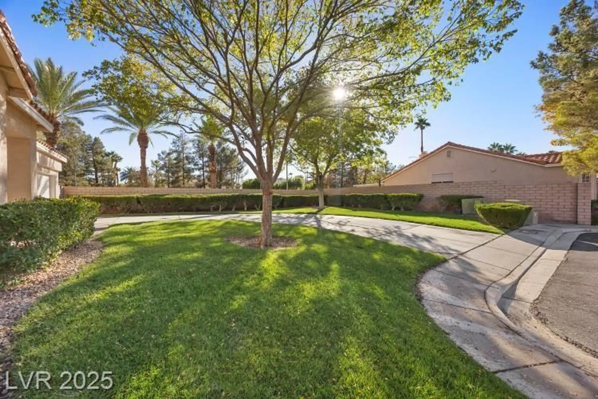 Property Slideshow image 6 of 41 | 4890 el capote dr, Las Vegas, NV, 89147