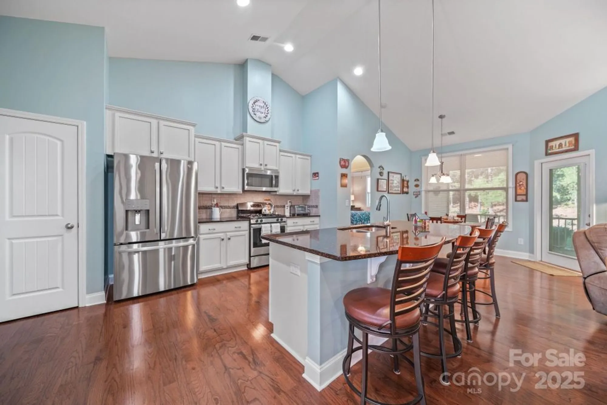 Property Slideshow image 14 of 47 | 5326 casper dr, Charlotte, NC, 28214