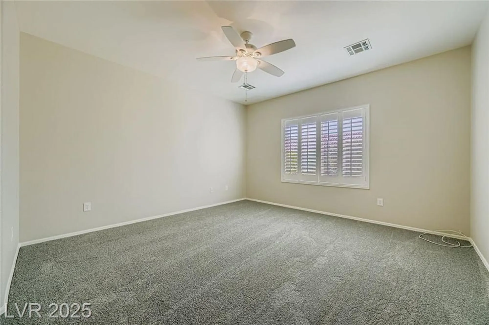 Property Slideshow image 14 of 24 | 2317 perrysburg dr, Henderson, NV, 89044