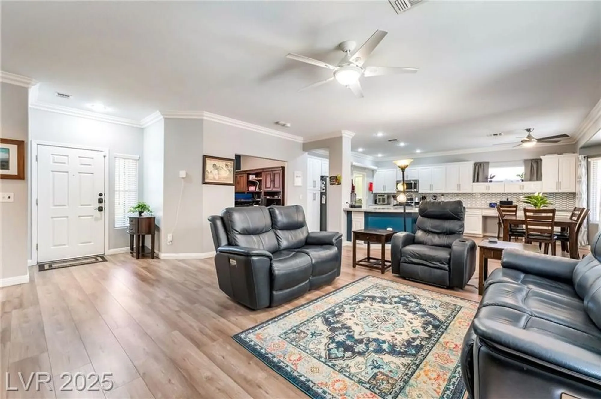 Property Slideshow image 8 of 47 | 1628 rockcrest hills ave, Henderson, NV, 89052