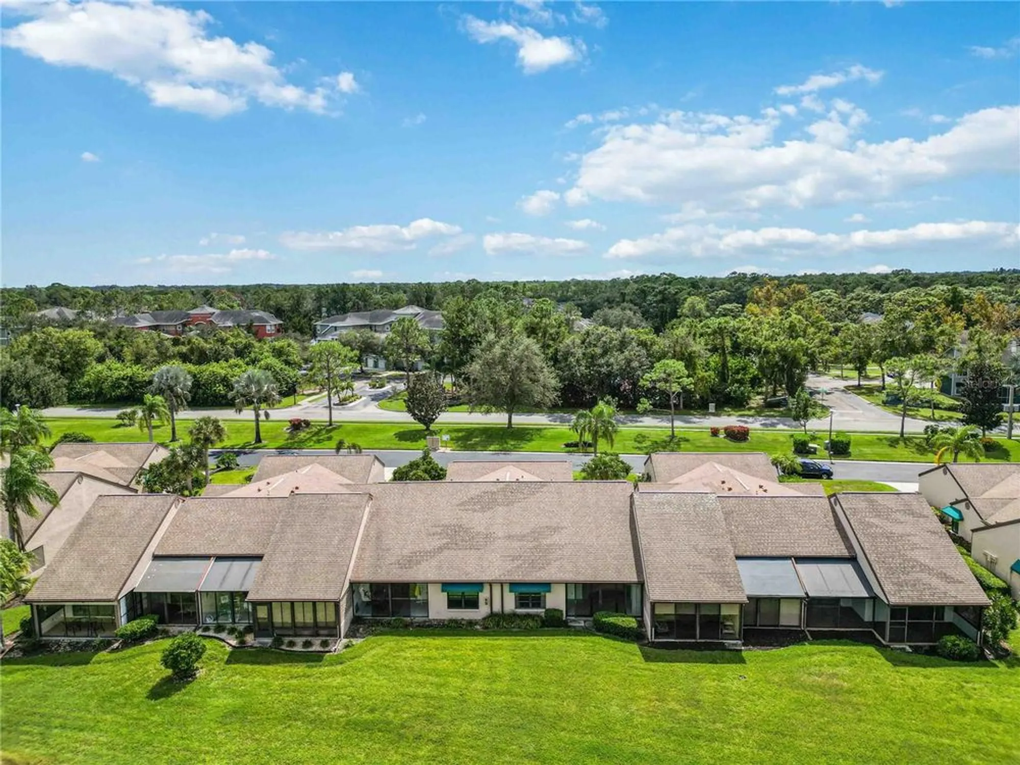 Property Slideshow image 36 of 60 | 6085 clubside dr, Sarasota, FL, 34243