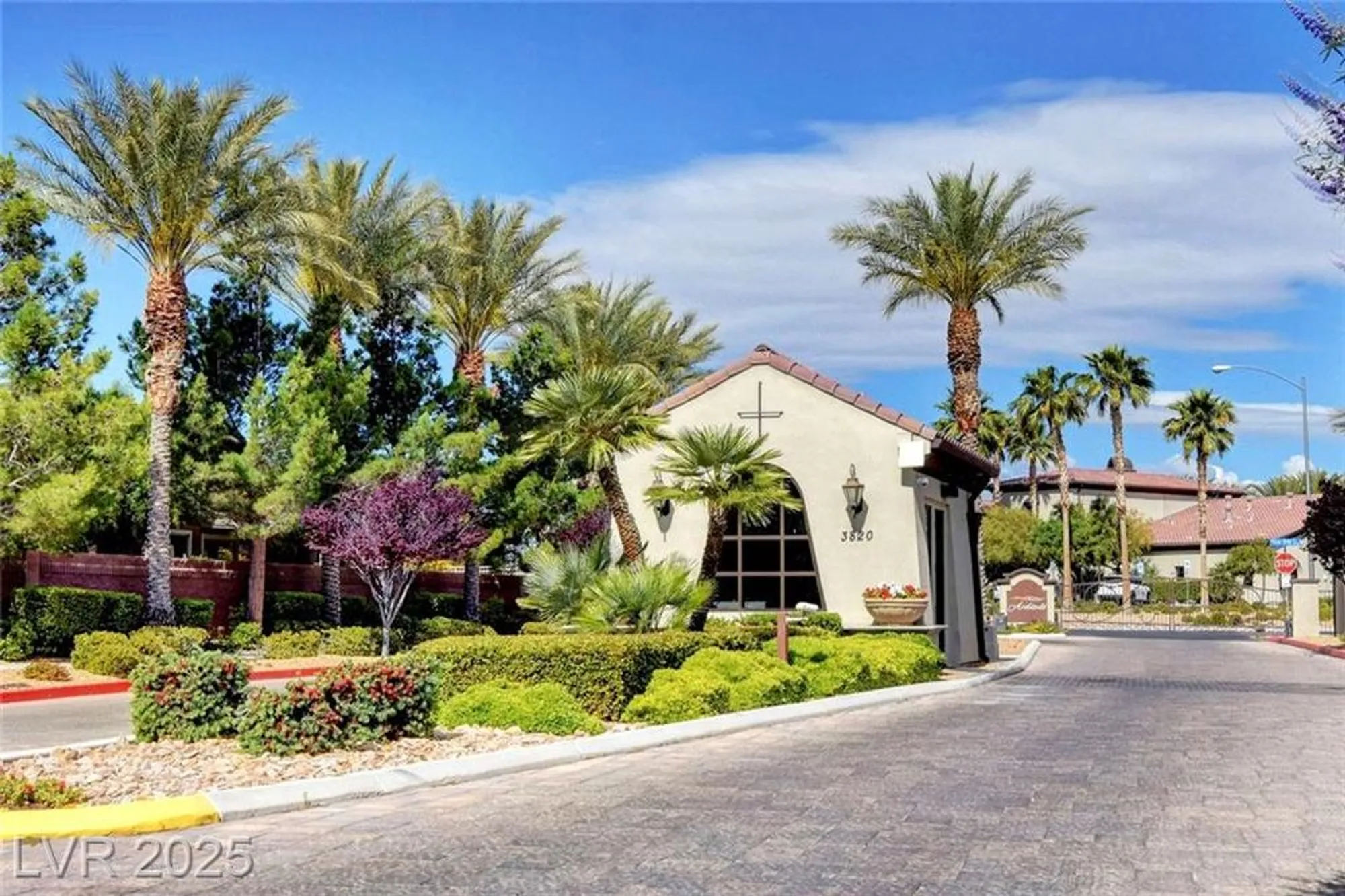 Property Slideshow image 44 of 63 | 3712 corte bella hills ave, North Las Vegas, NV, 89081