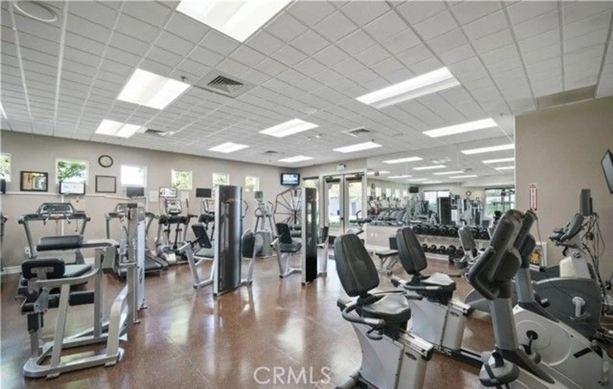 Property Slideshow image 13 of 26 | 240 glenview ln, Hemet, CA, 92545