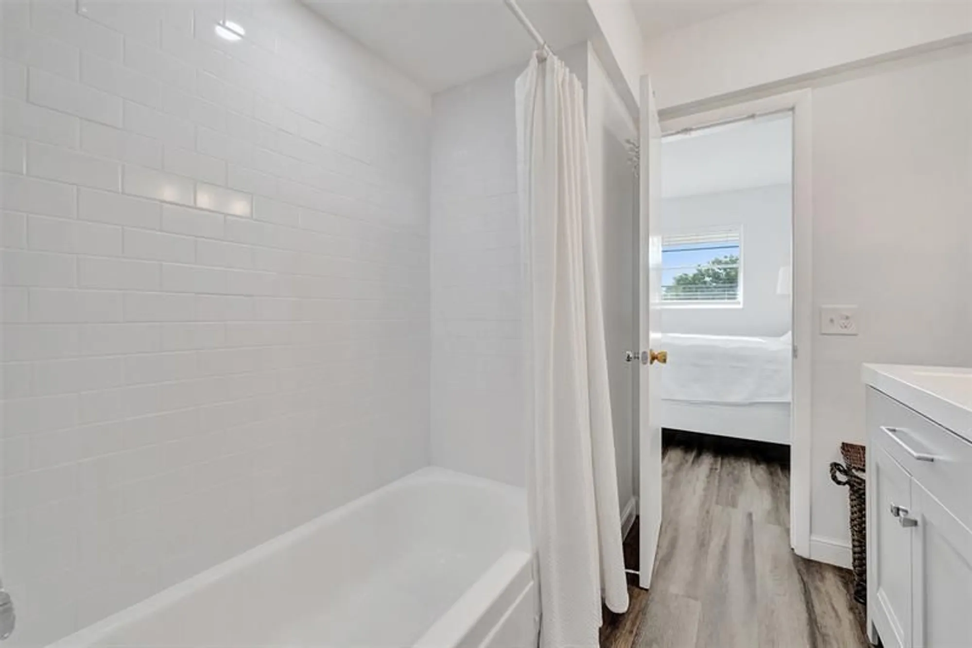 Property Slideshow image 14 of 68 | 2751 e golf blvd 2019, Pompano Beach, FL, 33064