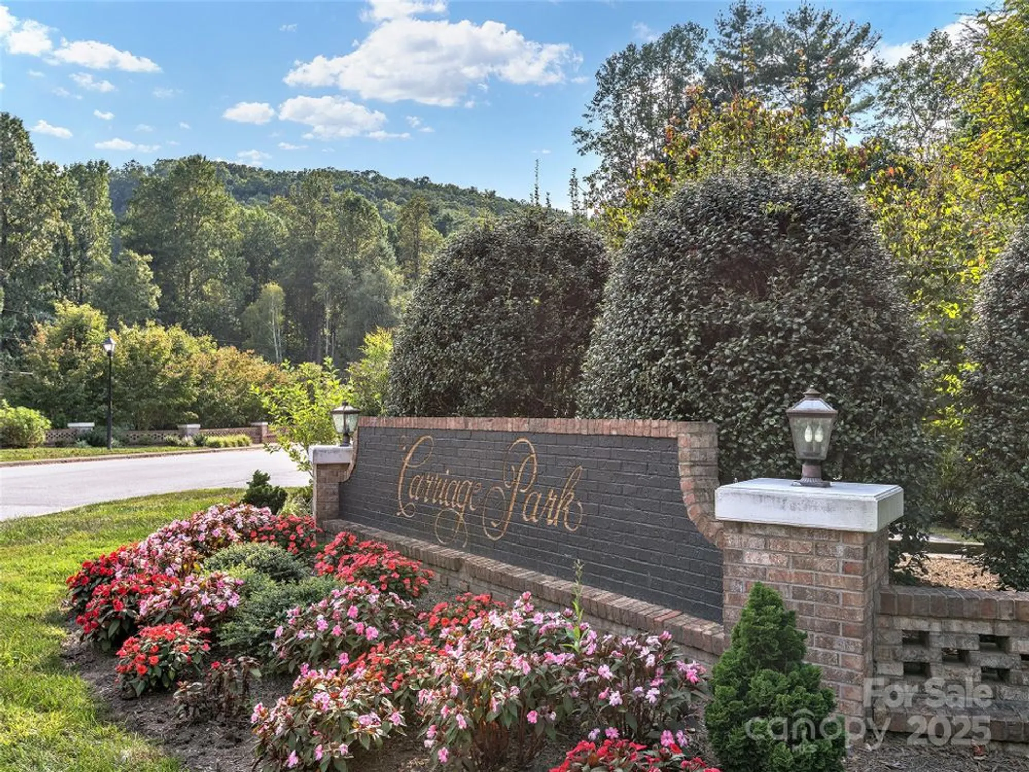 Property Slideshow image 35 of 35 | 54 deep valley ln, Hendersonville, NC, 28791