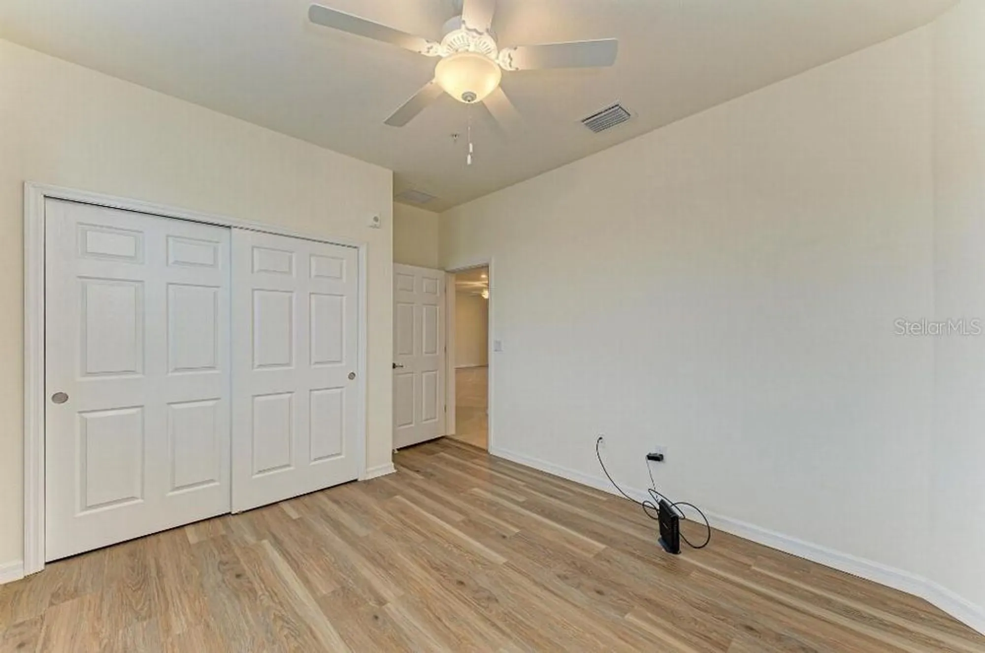 Property Slideshow image 21 of 42 | 10043 crooked creek dr unit 202, Venice, FL, 34293