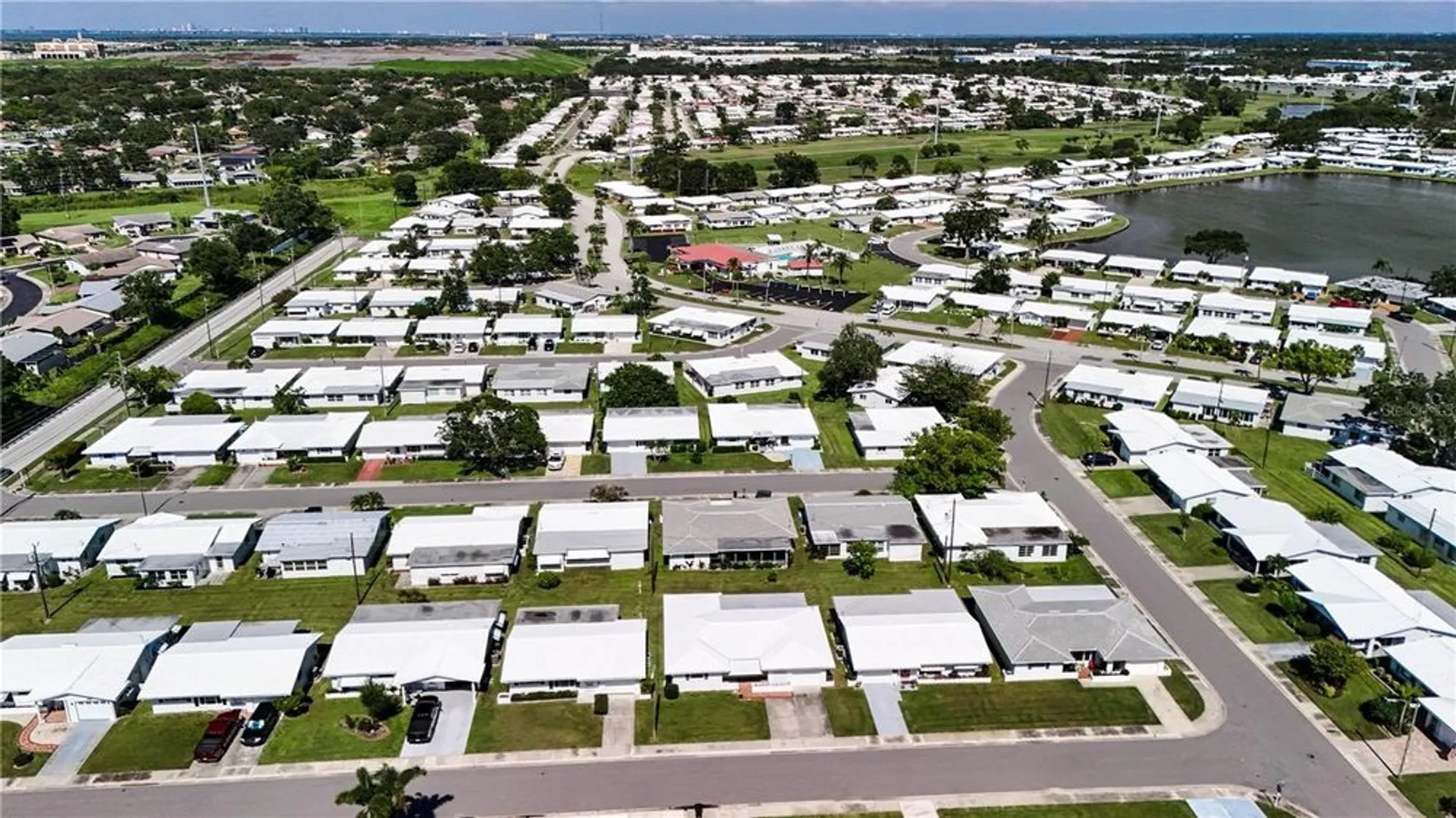 Property Slideshow image 32 of 52 | 10139 44th way n # 10139, Pinellas Park, FL, 33782