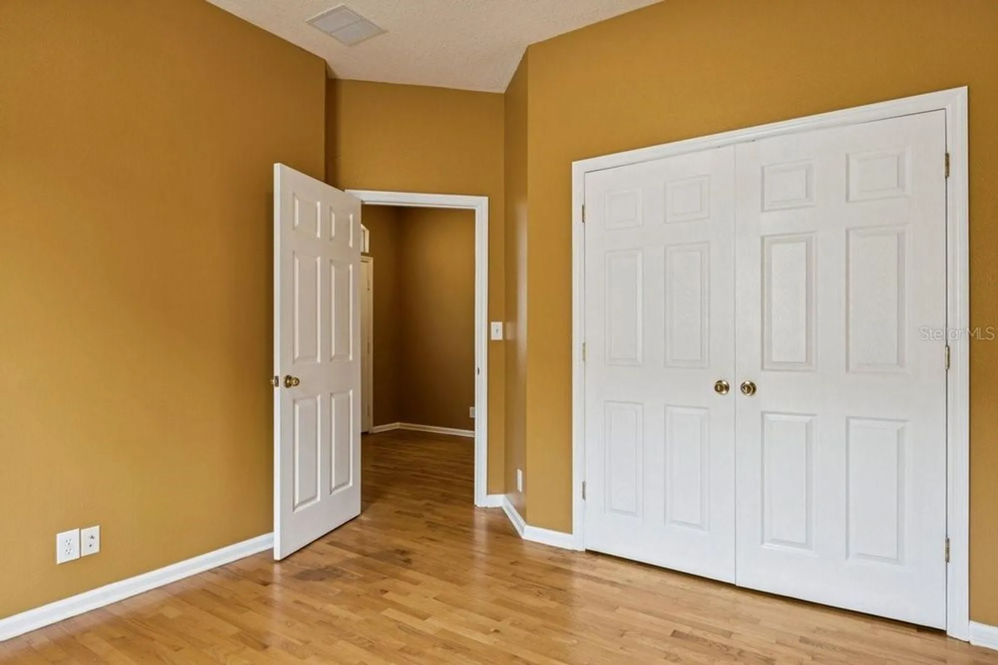 Property Slideshow image 27 of 44 | 902 heron point cir, Deland, FL, 32724