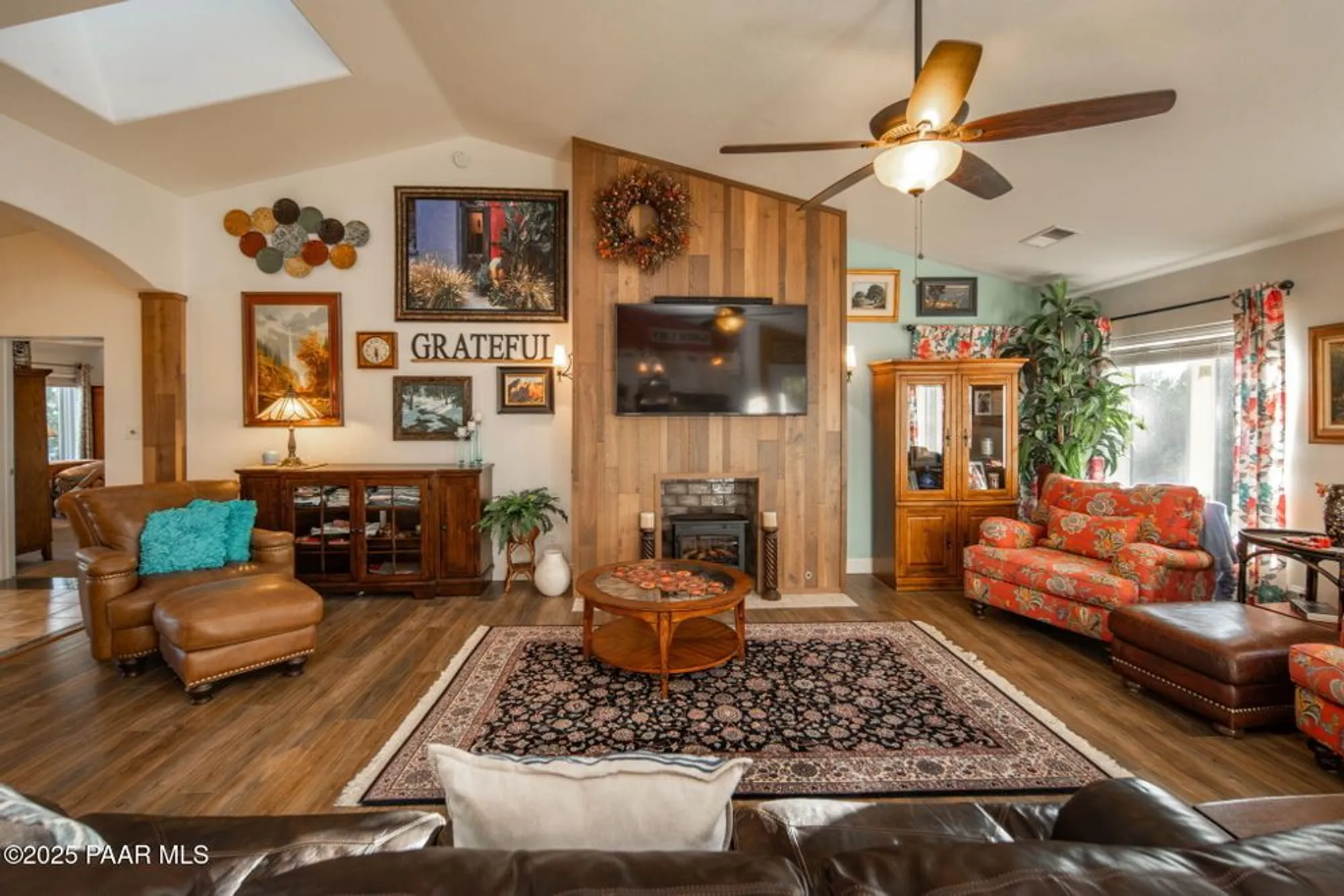 Property Slideshow image 8 of 77 | 878 tom mix trl, Prescott, AZ, 86301