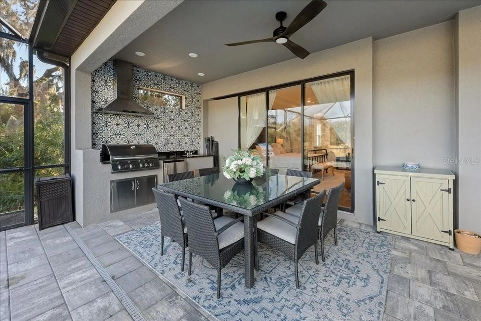 Property Slideshow image 9 of 86 | 10215 milky way cir, Sarasota, FL, 34241