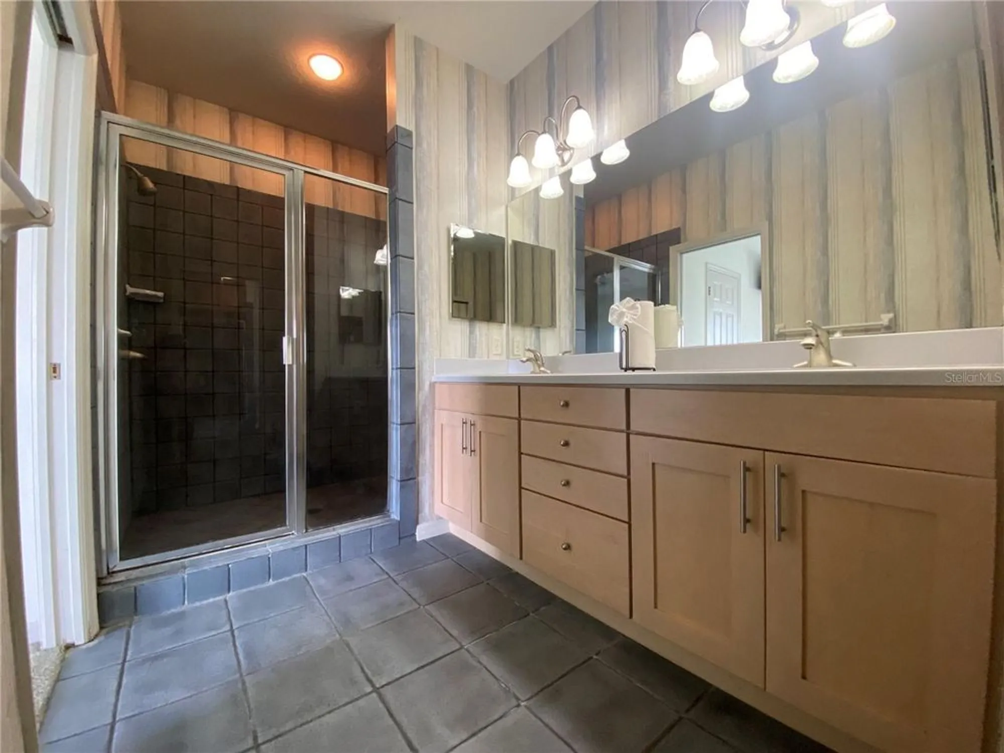 Property Slideshow image 15 of 57 | 1202 ashton palms dr # 6, Lake Wales, FL, 33859