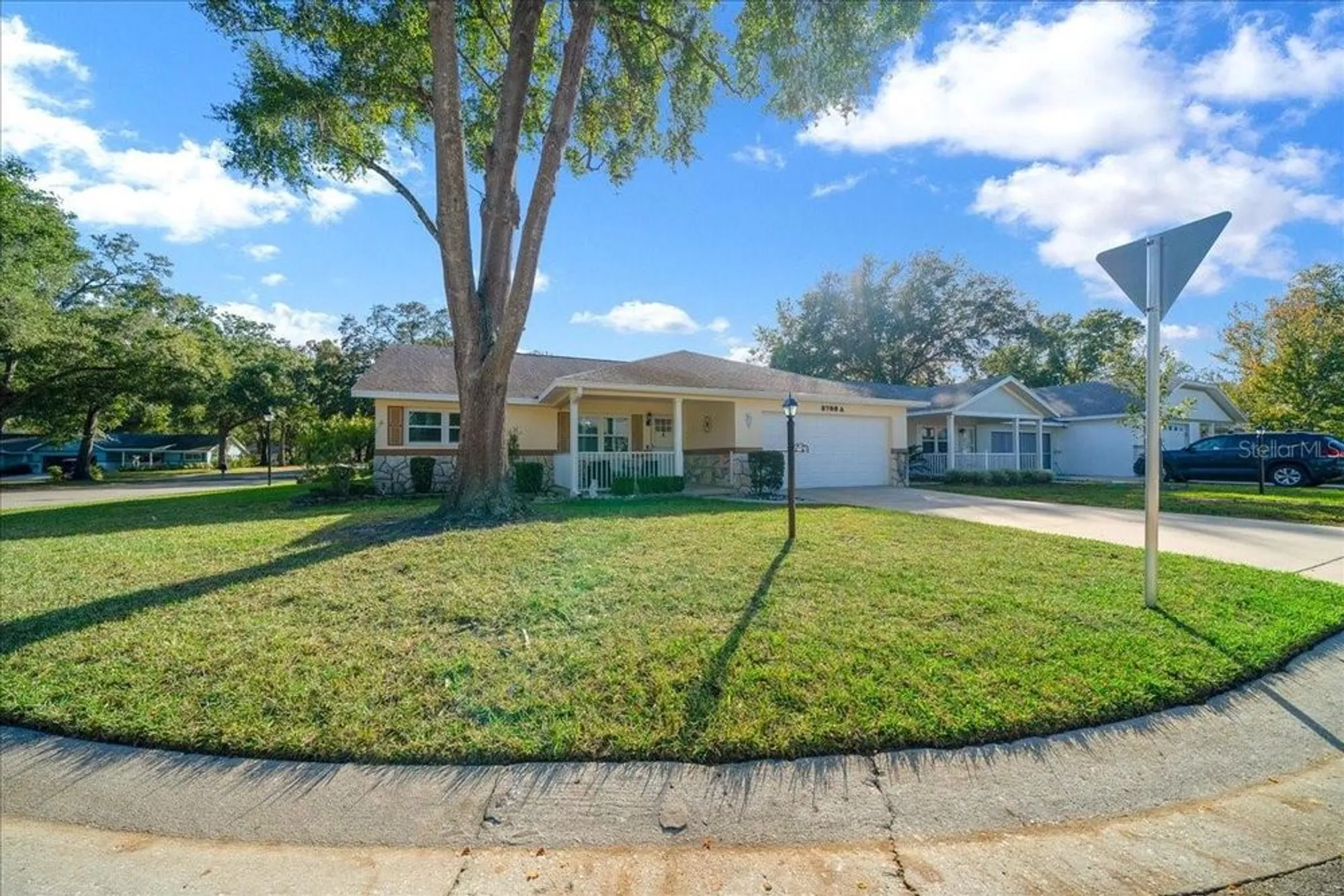Property Slideshow image 3 of 40 | 8708 sw 95th ln a, Ocala, FL, 34481