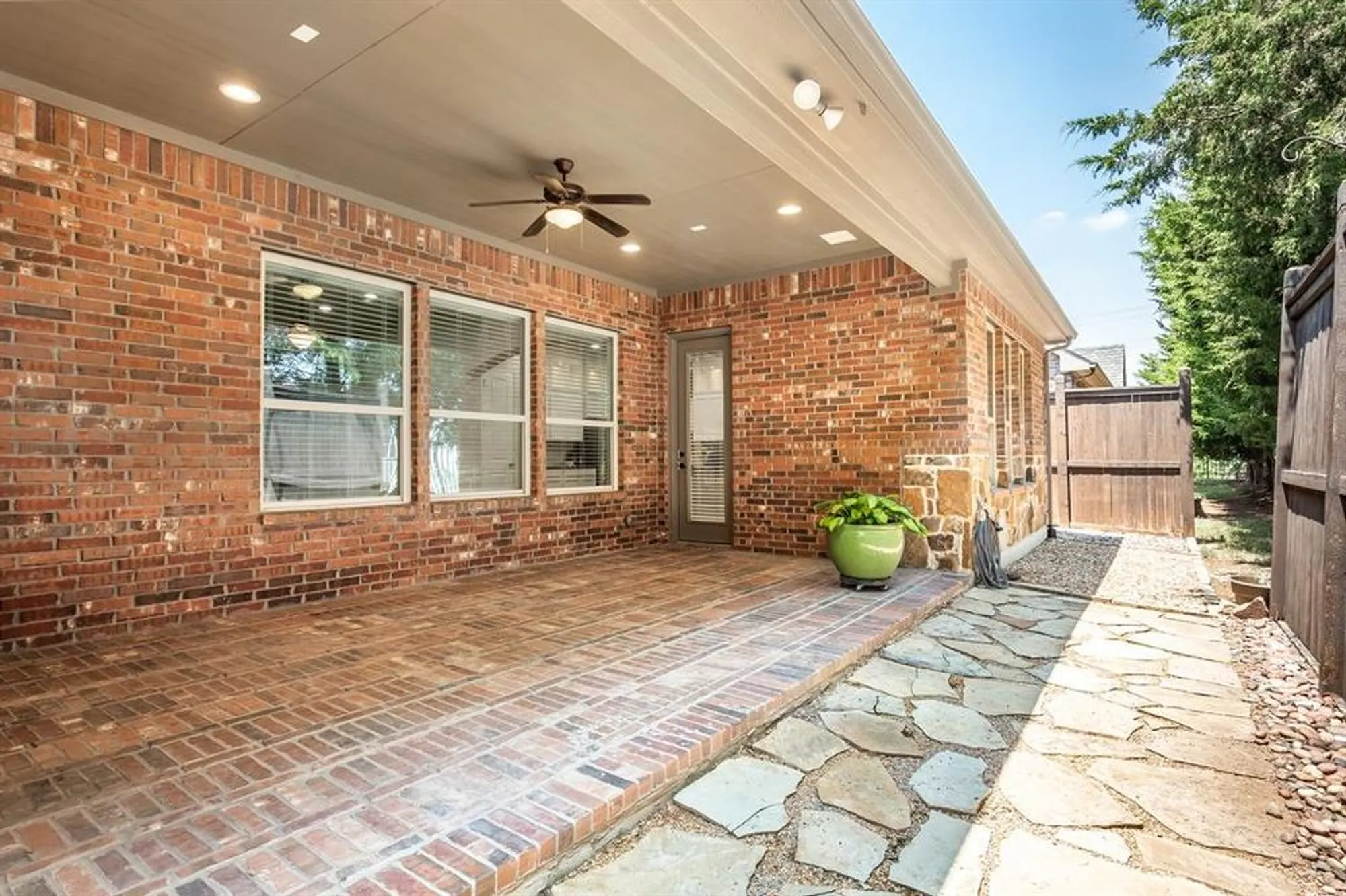 Property Slideshow image 38 of 40 | 8504 shallowford ln, Mckinney, TX, 75070