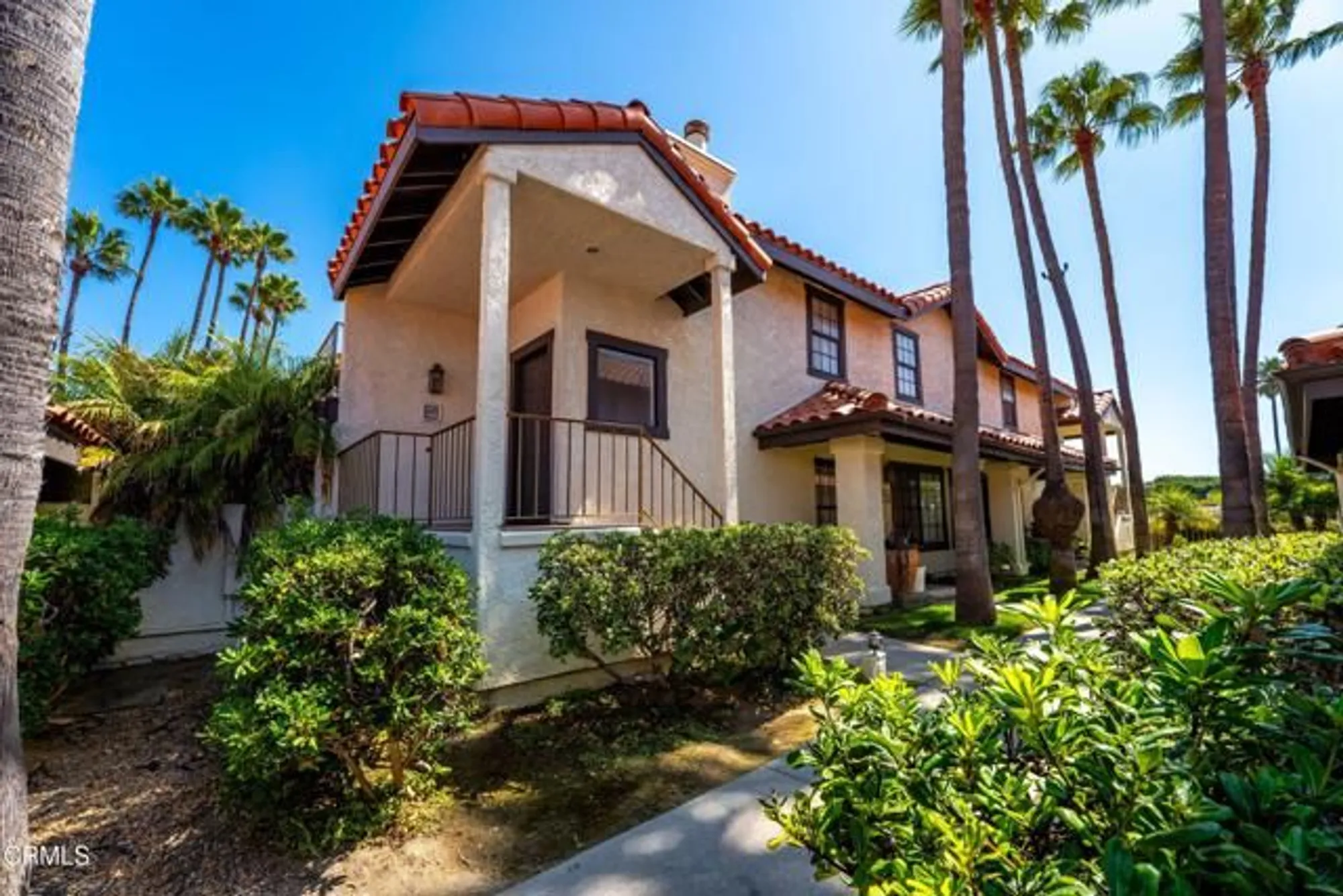 Property Slideshow image 4 of 40 | 4476 antigua way, Oxnard, CA, 93035