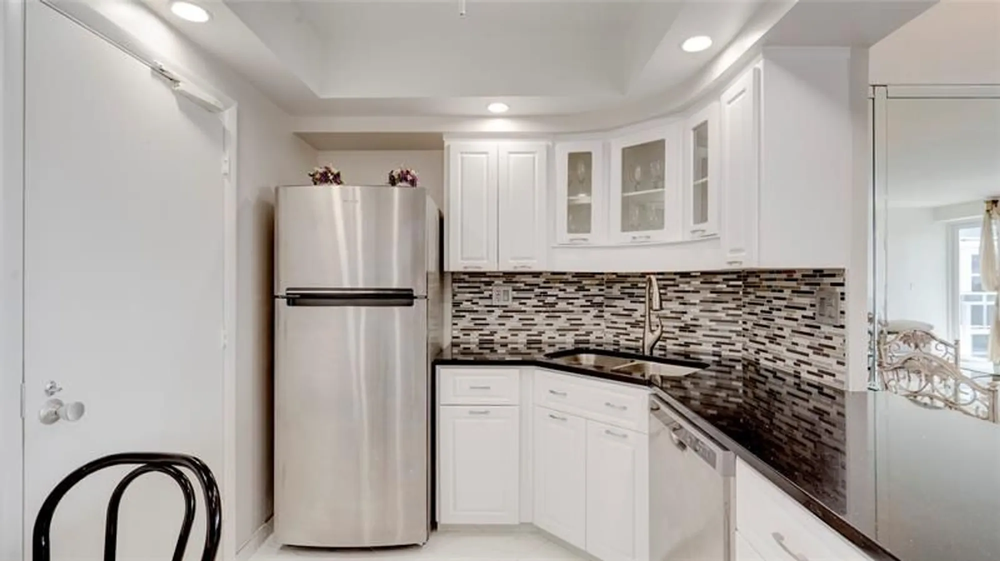 Property Slideshow image 6 of 40 | 3333 ne 34th st apt 811, Fort Lauderdale, FL, 33308