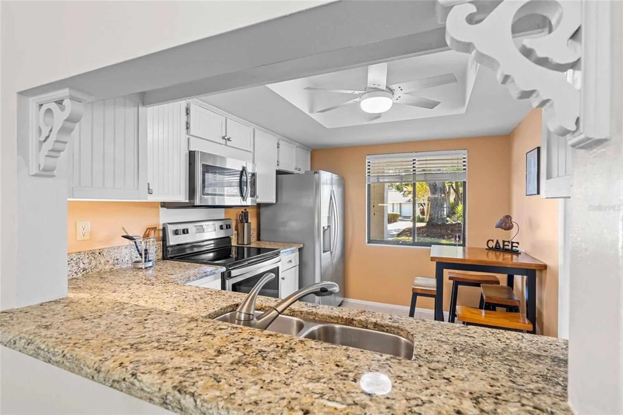 Property Slideshow image 10 of 46 | 2502 royal pines cir # 5a, Clearwater, FL, 33763