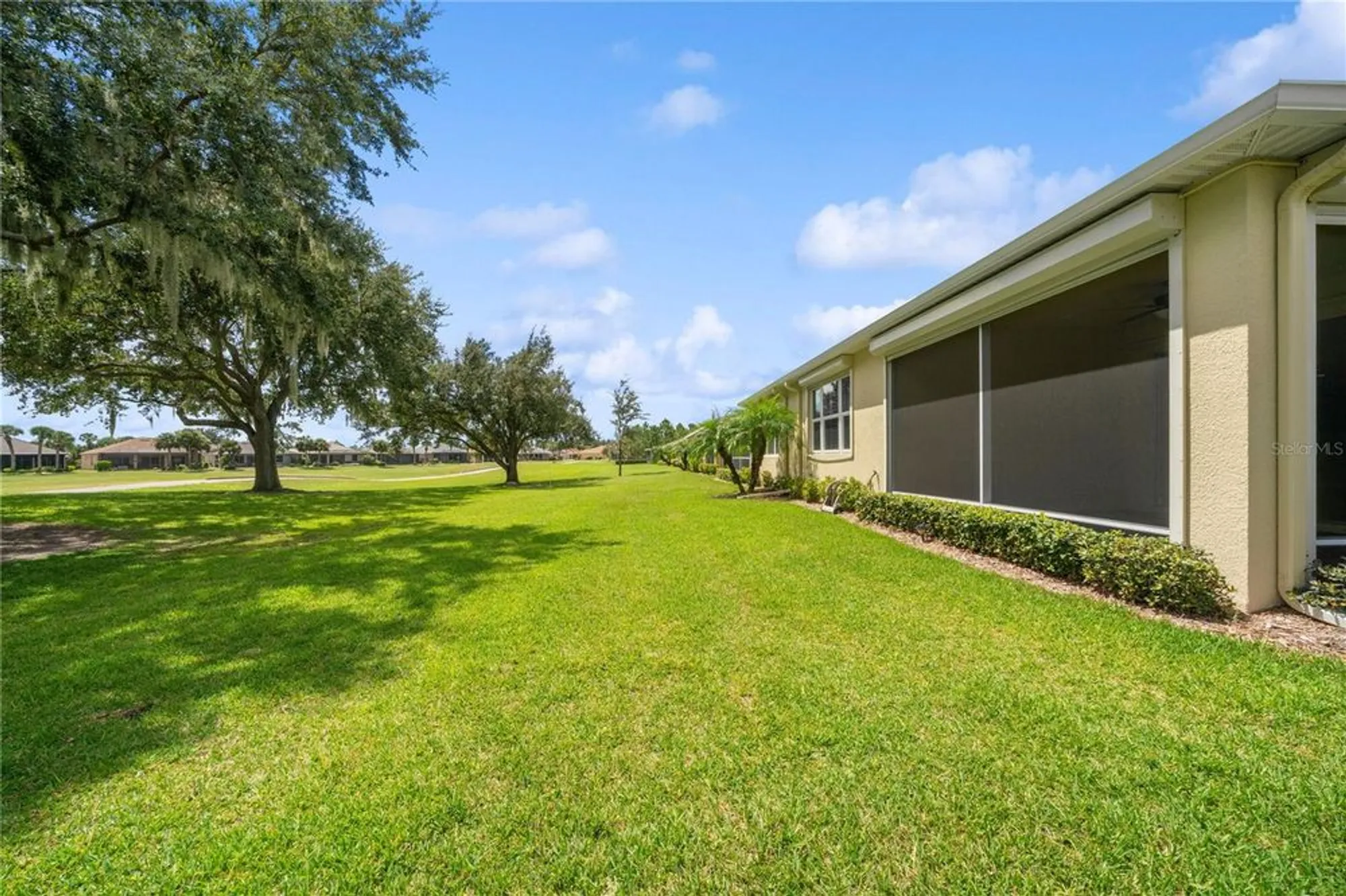 Property Slideshow image 4 of 57 | 802 chipper dr, Sun City Center, FL, 33573