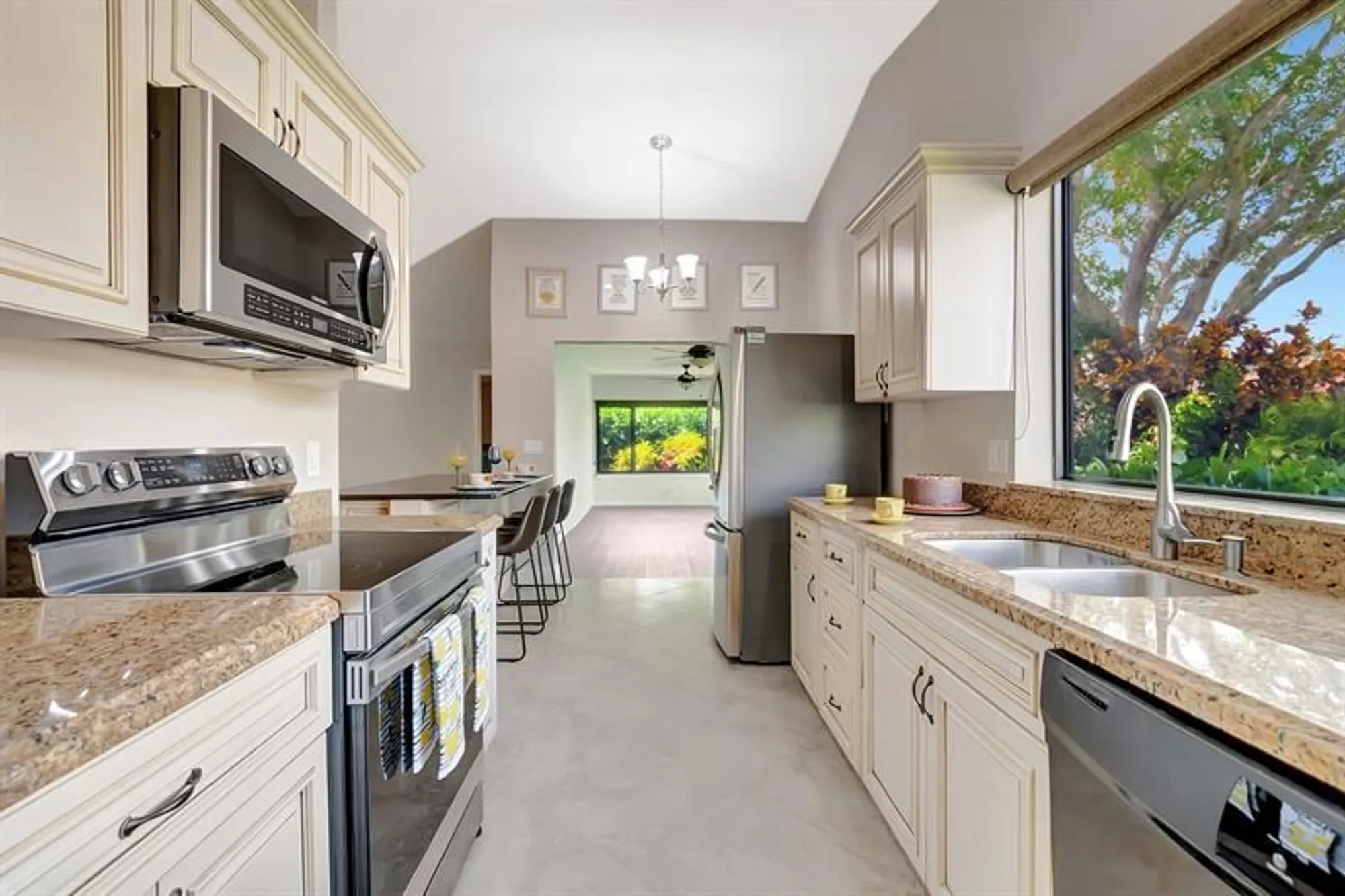 Property Slideshow image 1 of 54 | 3180 nw 13th st, Delray Beach, FL, 33445