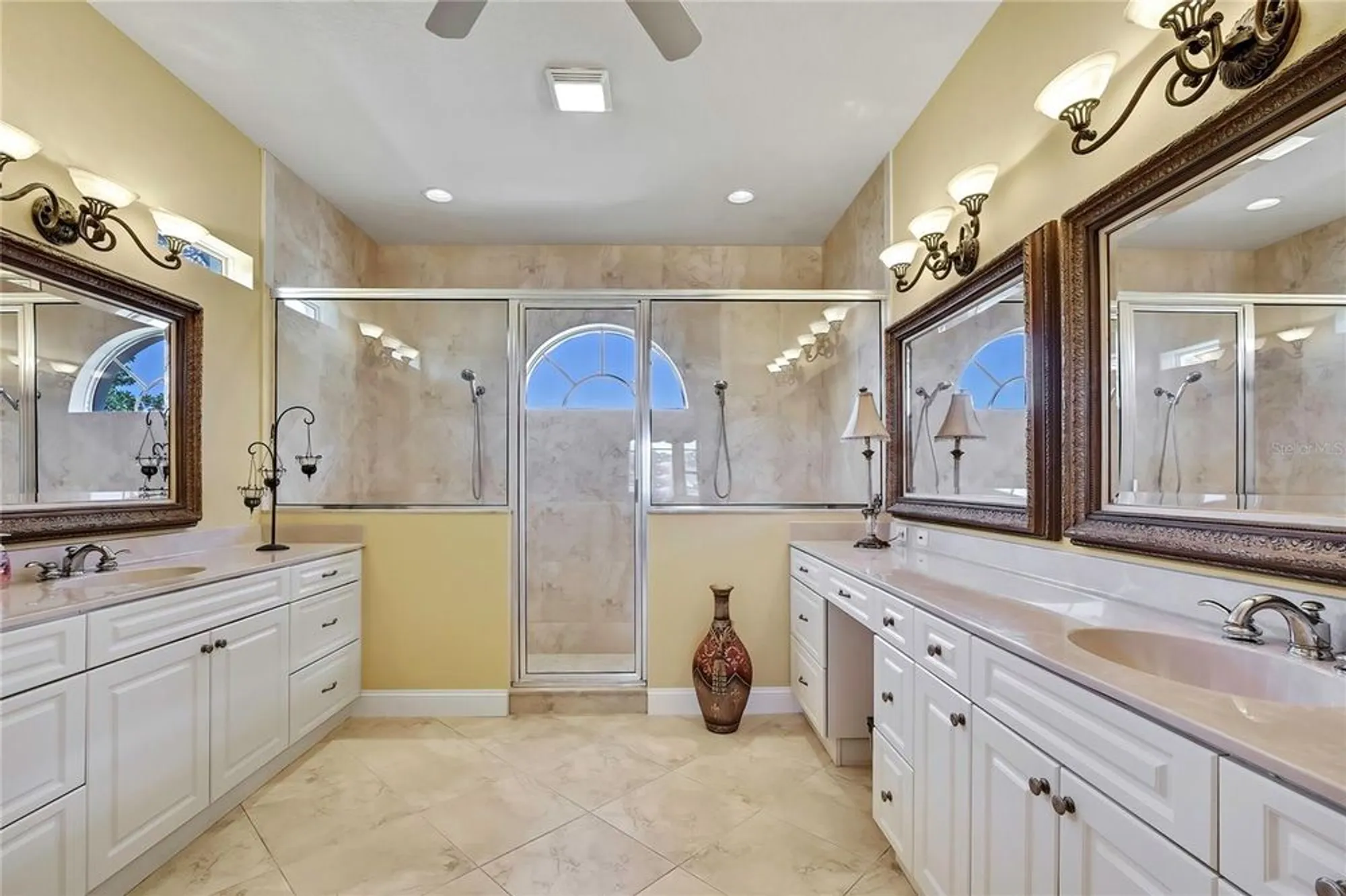 Property Slideshow image 21 of 75 | 8334 fair hill dr, Weeki Wachee, FL, 34613