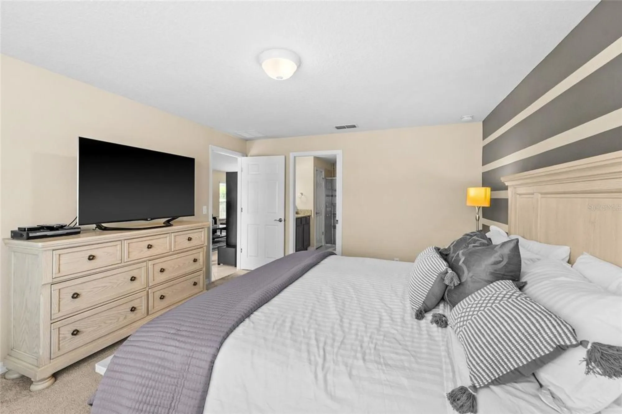 Property Slideshow image 18 of 72 | 12232 pescara ln, Orlando, FL, 32827