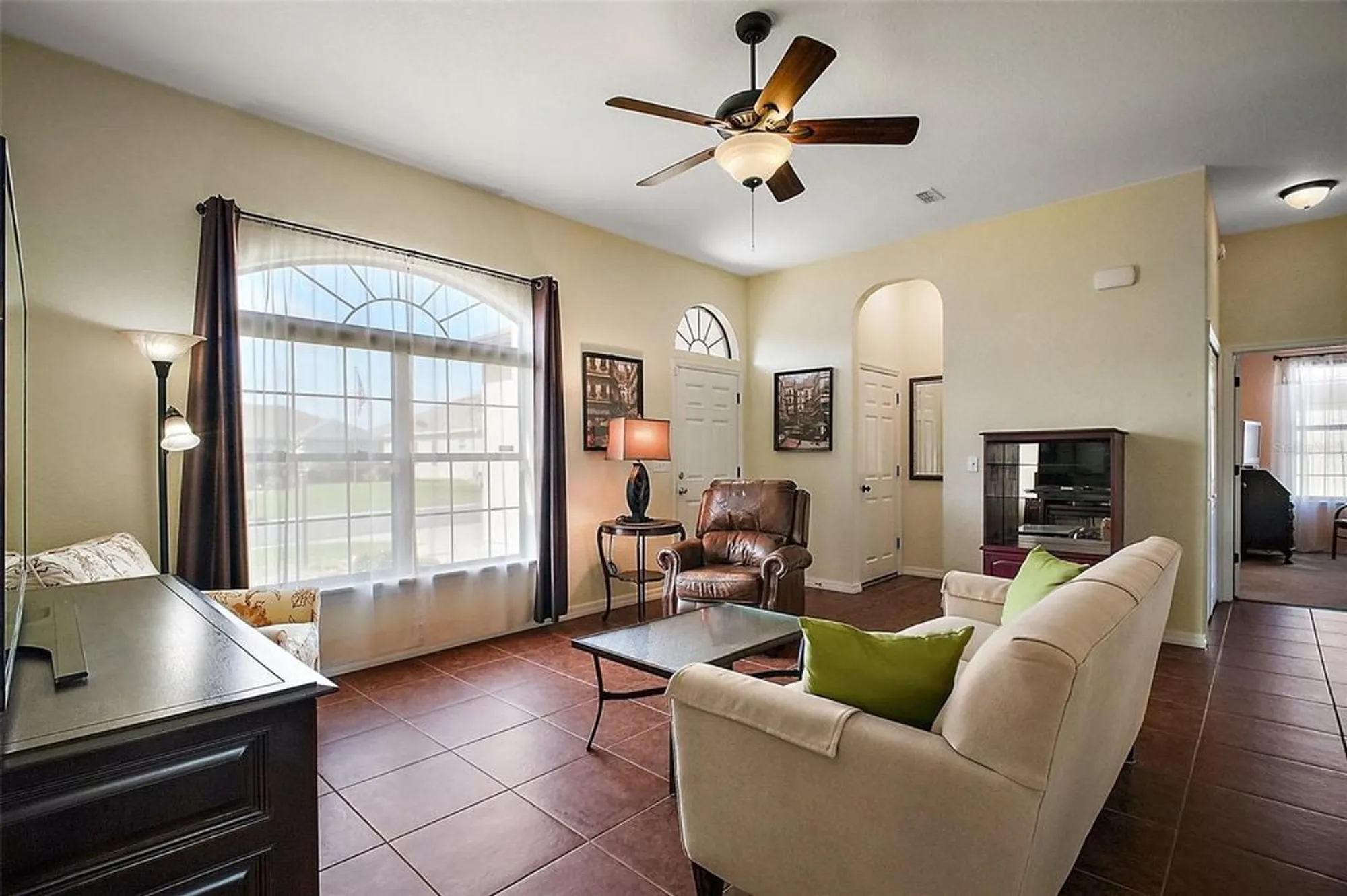 Property Slideshow image 5 of 25 | 11041 se 169th pl, Summerfield, FL, 34491