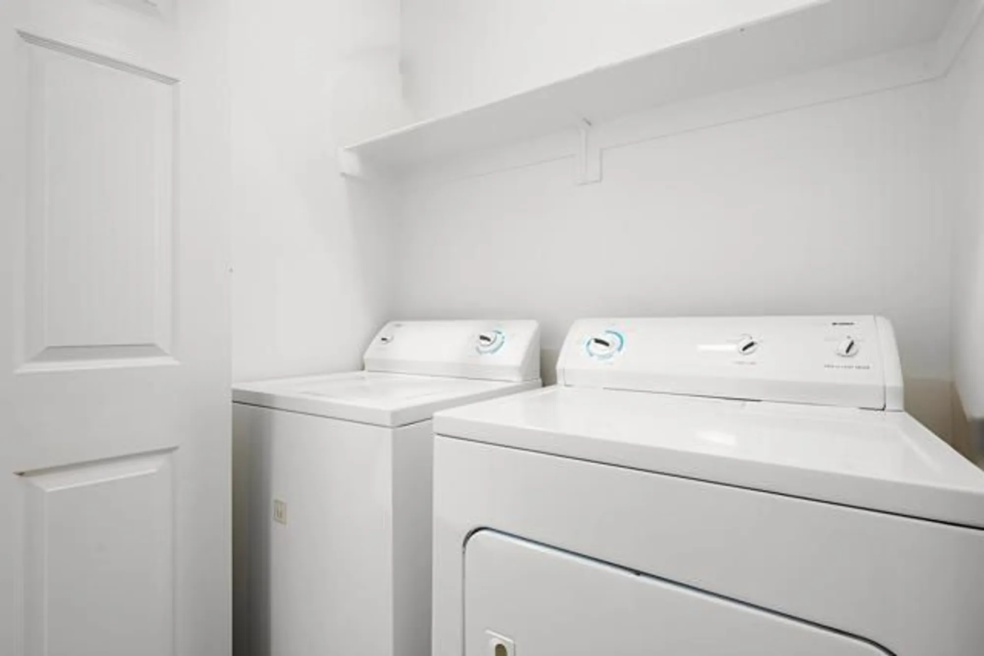 Property Slideshow image 17 of 30 | 47635 soft moonlight, La Quinta, CA, 92253