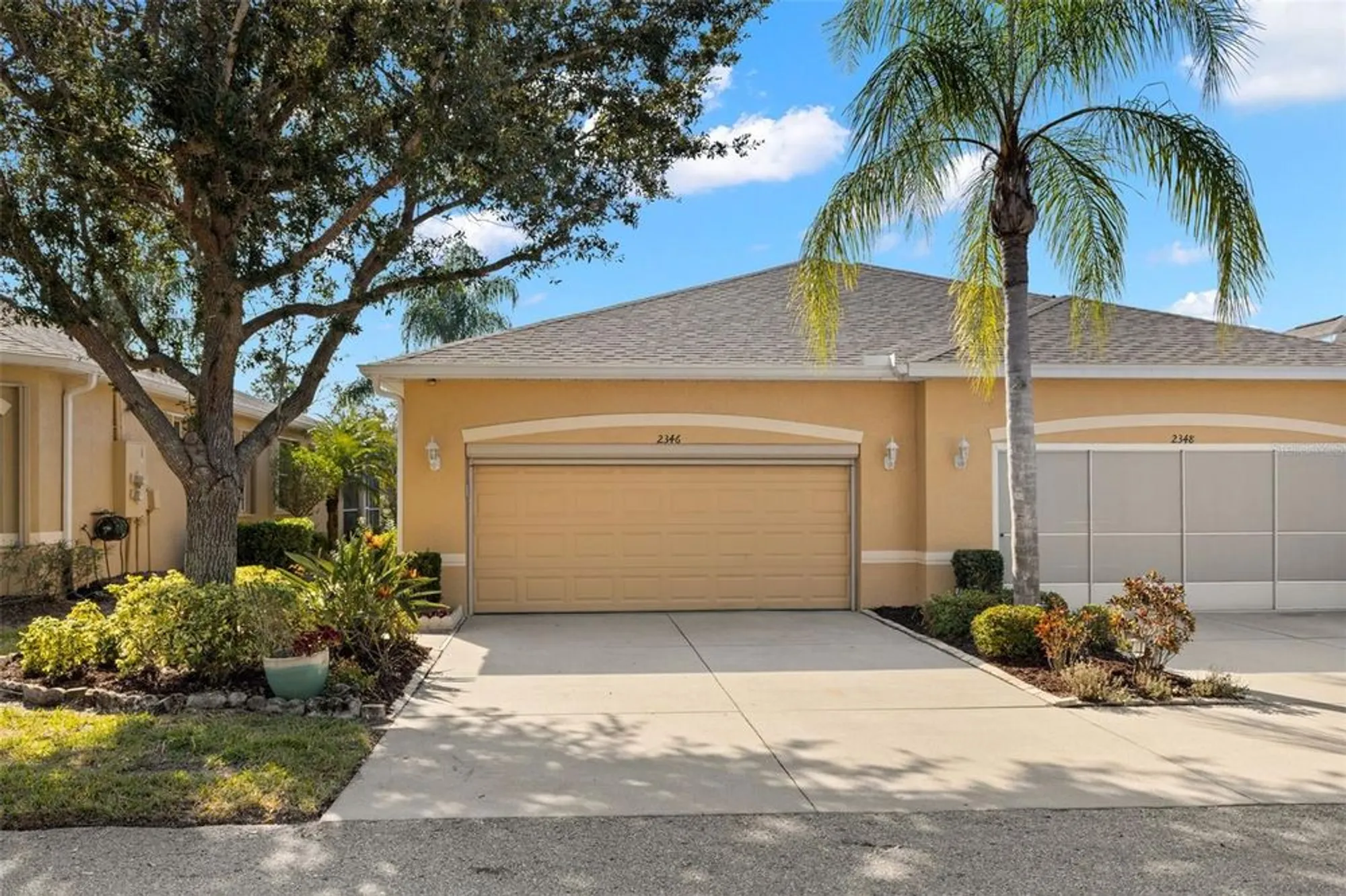 Property Slideshow image 1 of 66 | 2346 oakley green dr, Sun City Center, FL, 33573