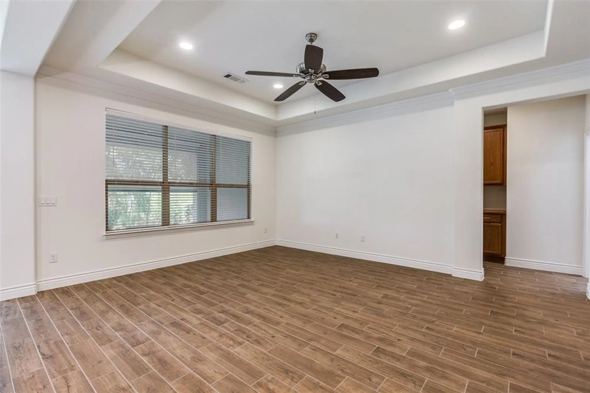 Property Slideshow image 16 of 20 | 10308 claystone dr, Denton, TX, 76207