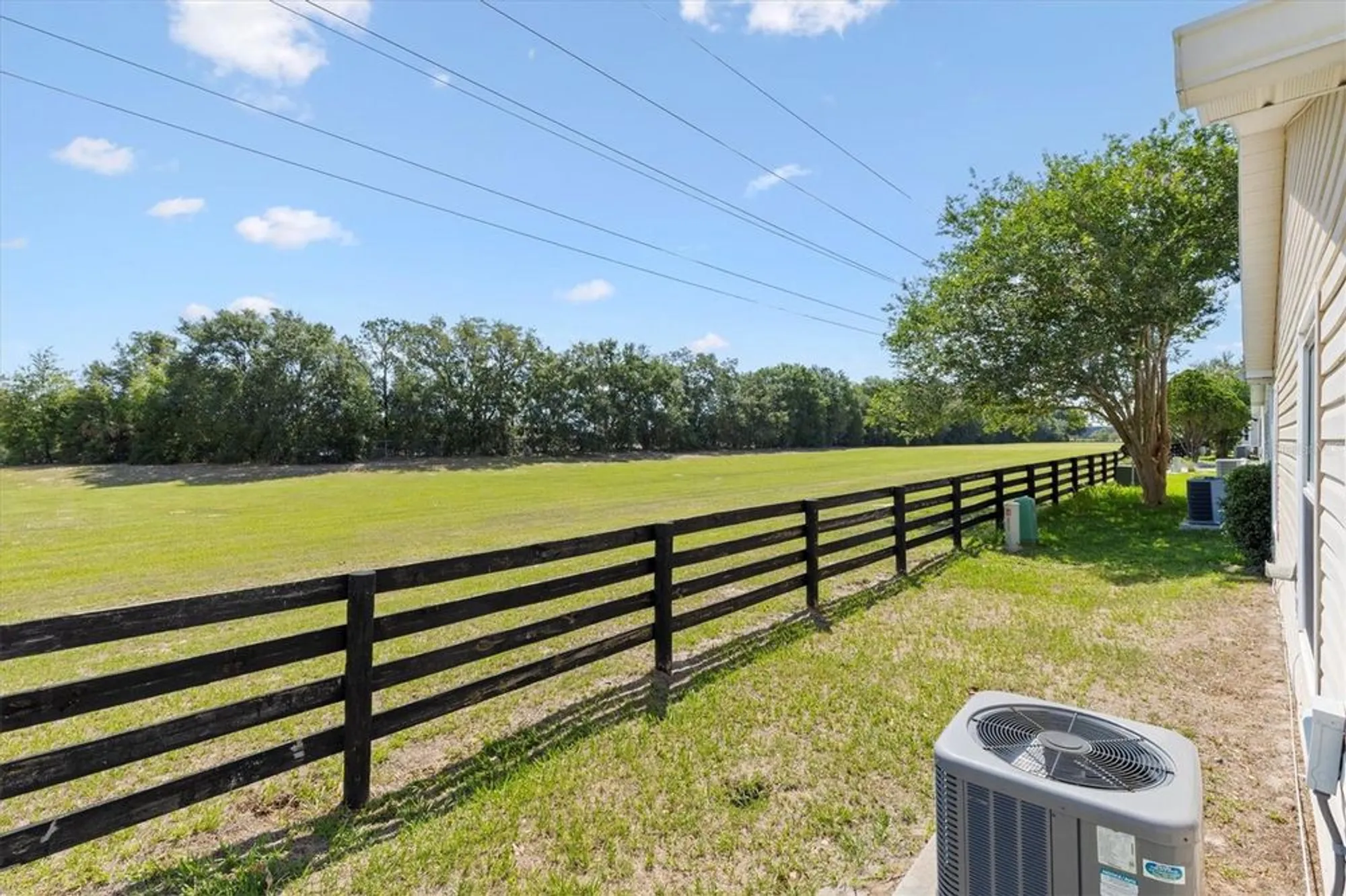 Property Slideshow image 23 of 39 | 1615 navidad st, The Villages, FL, 32162