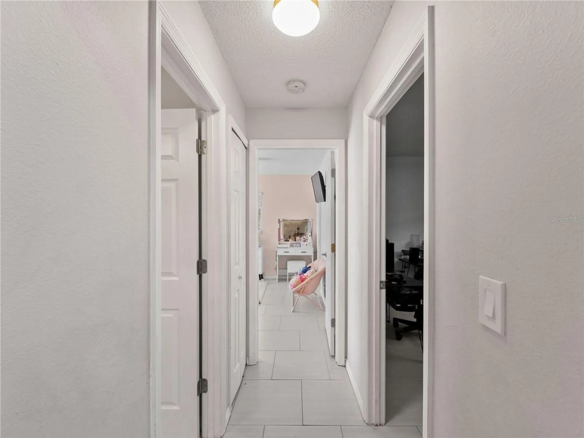 Property Slideshow image 36 of 61 | 523 warwick dr, Venice, FL, 34293