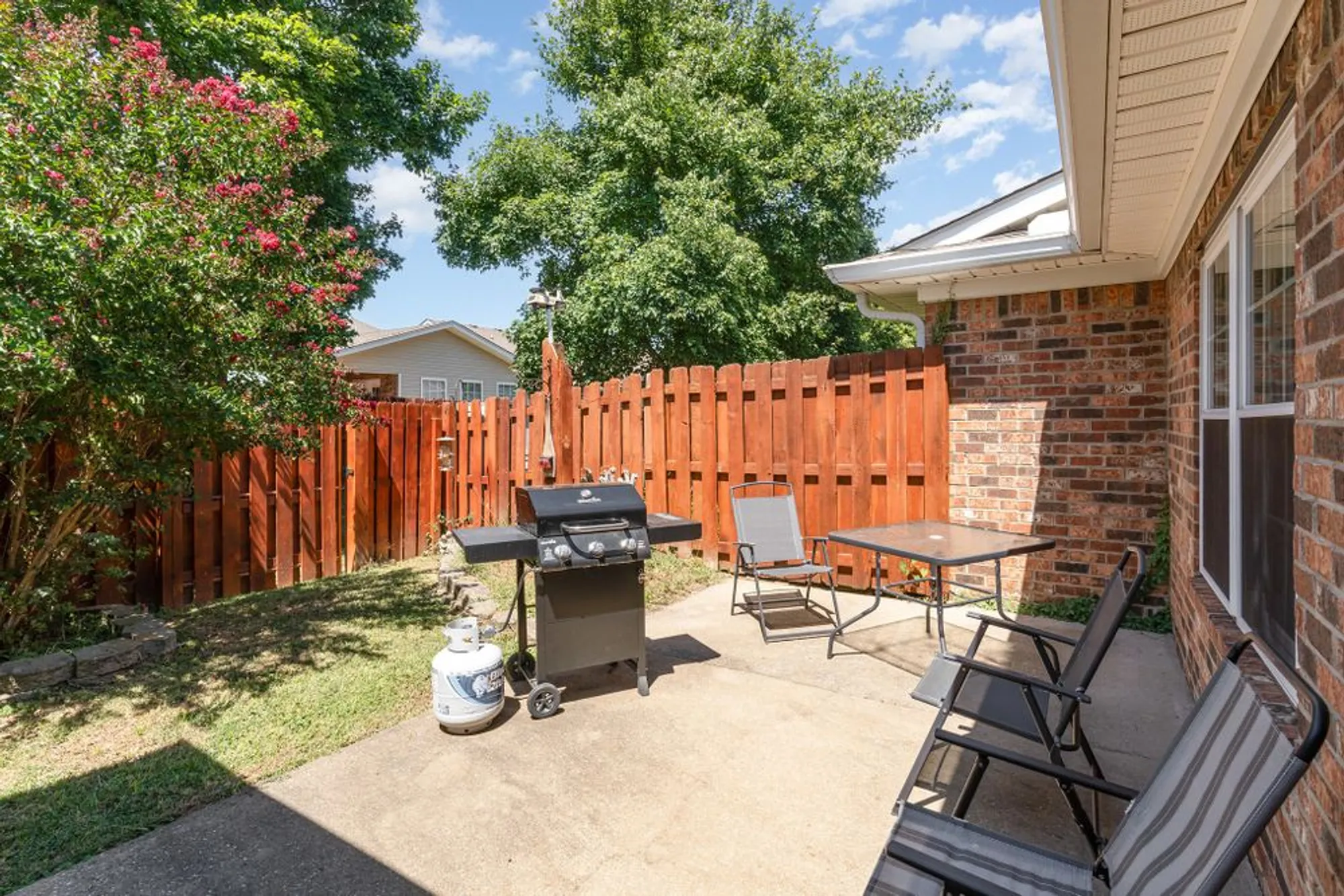 Property Slideshow image 15 of 15 | 646 forest glen cir, Murfreesboro, TN, 37128