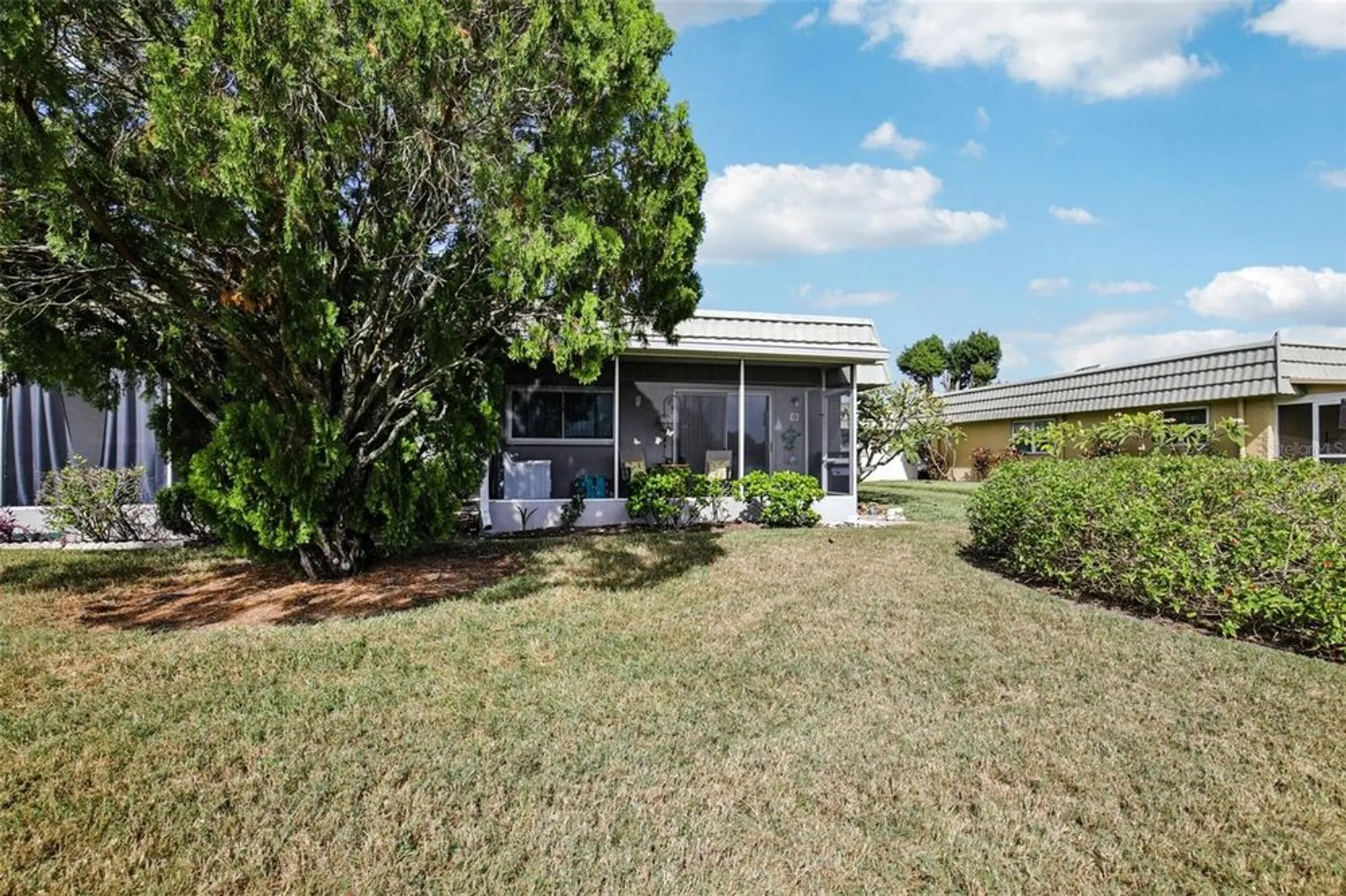 Property Slideshow image 49 of 51 | 201 kings blvd 13, Sun City Center, FL, 33573