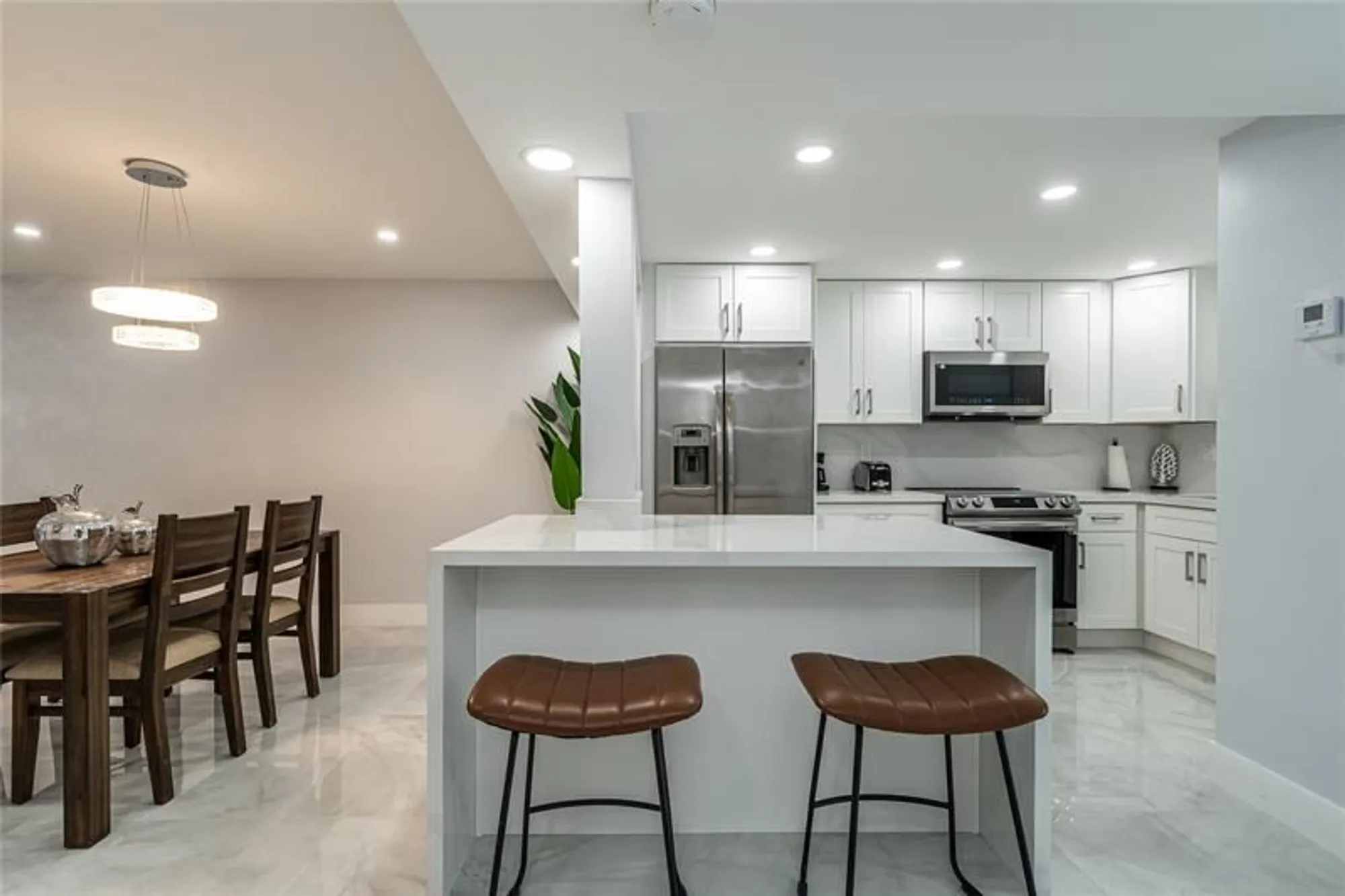 Property Slideshow image 10 of 63 | 9523 s hollybrook lake dr 102, Pembroke Pines, FL, 33025