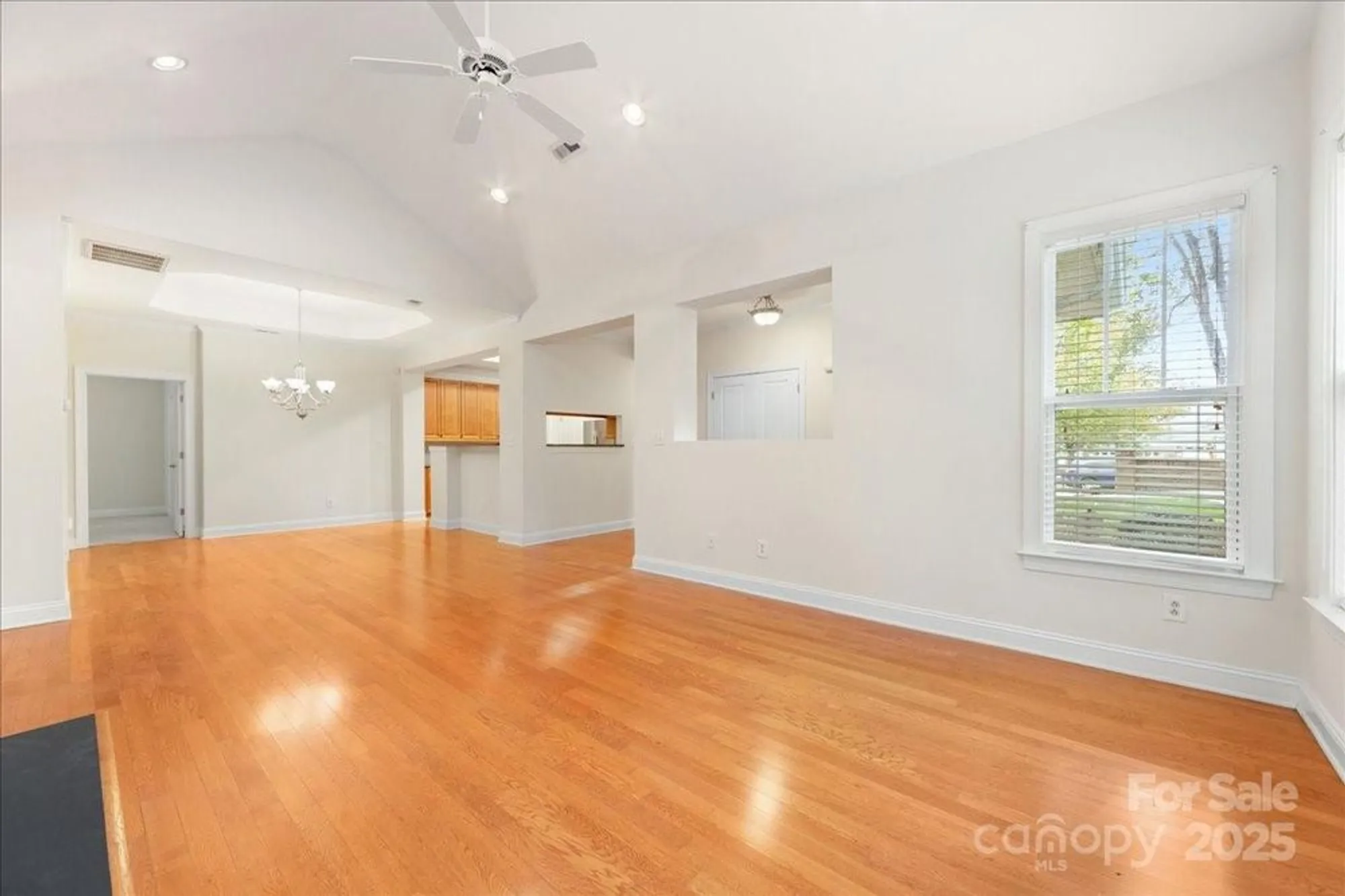 Property Slideshow image 10 of 48 | 1924 mezzo ct, Matthews, NC, 28105