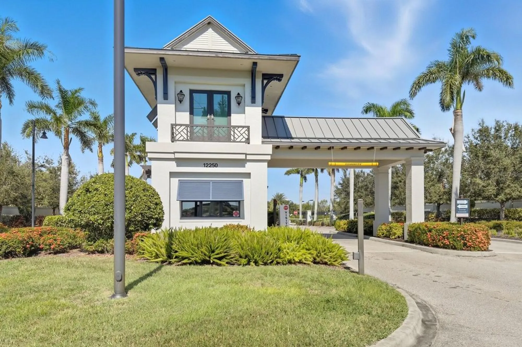 Property Slideshow image 39 of 51 | 5583 rain lily ct, Sarasota, FL, 34238