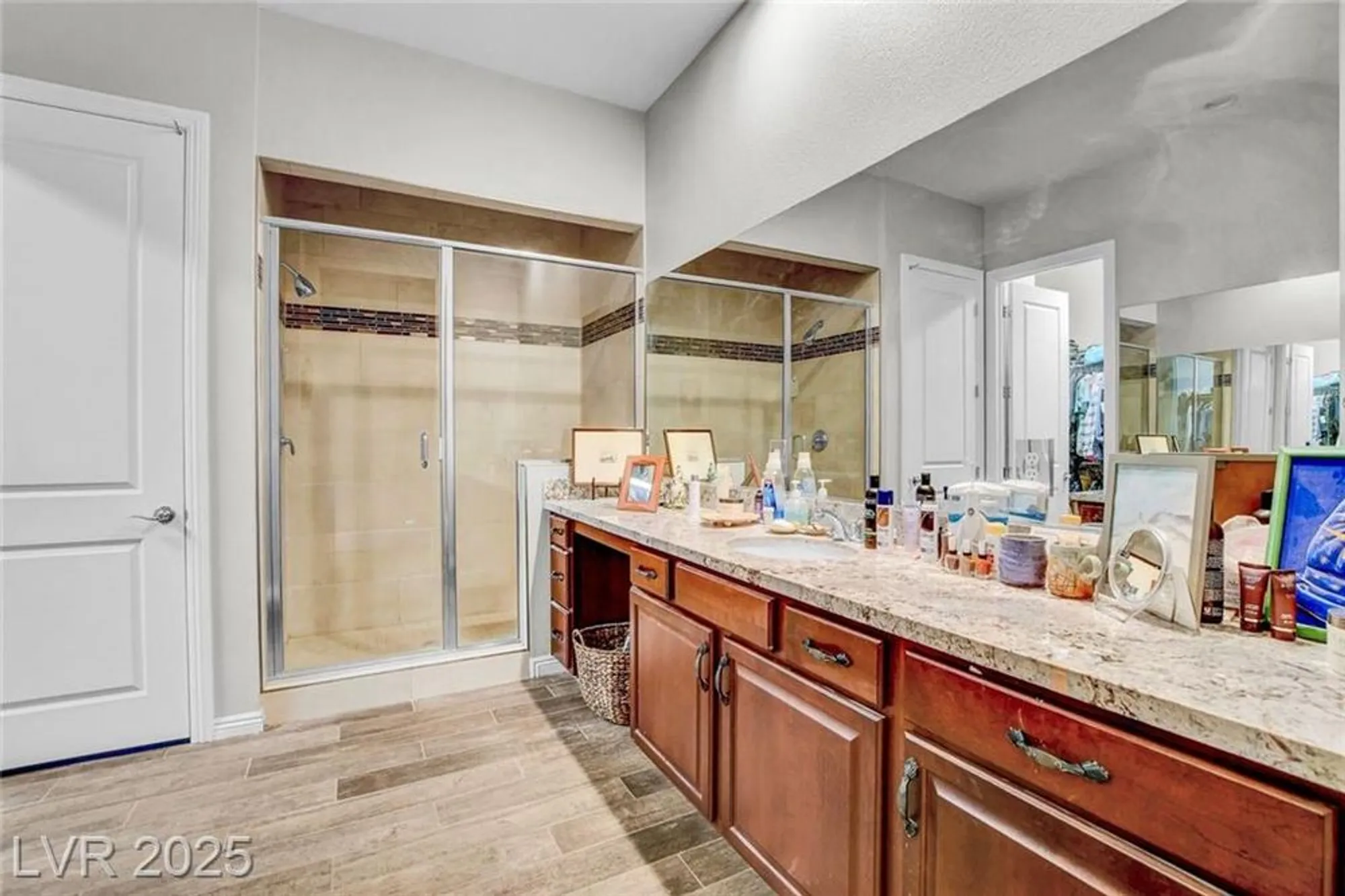Property Slideshow image 20 of 68 | 6803 regency crest ave, Las Vegas, NV, 89148