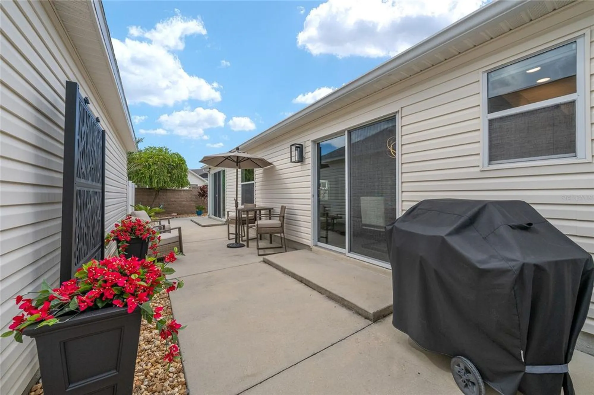 Property Slideshow image 35 of 39 | 2498 yalaha ave, The Villages, FL, 32162