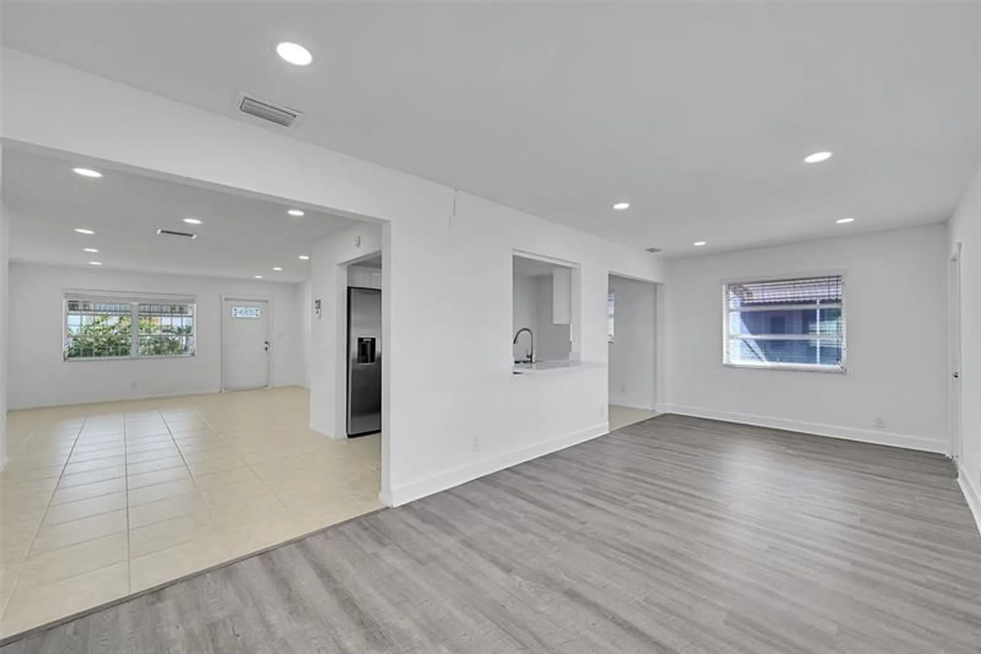 Property Slideshow image 8 of 25 | 2851 w golf blvd, Pompano Beach, FL, 33064