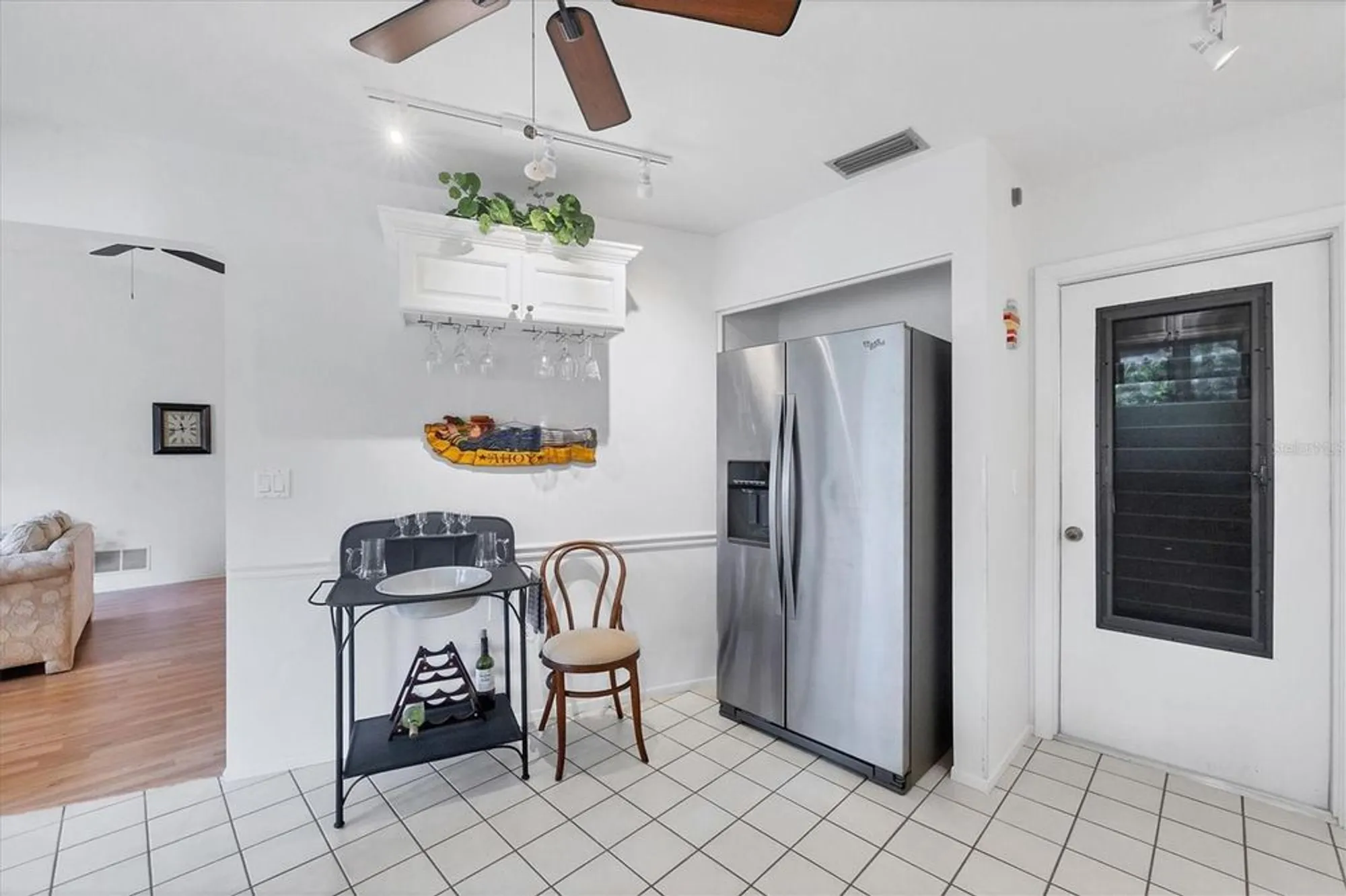 Property Slideshow image 12 of 100 | 610 apple ln, Englewood, FL, 34223