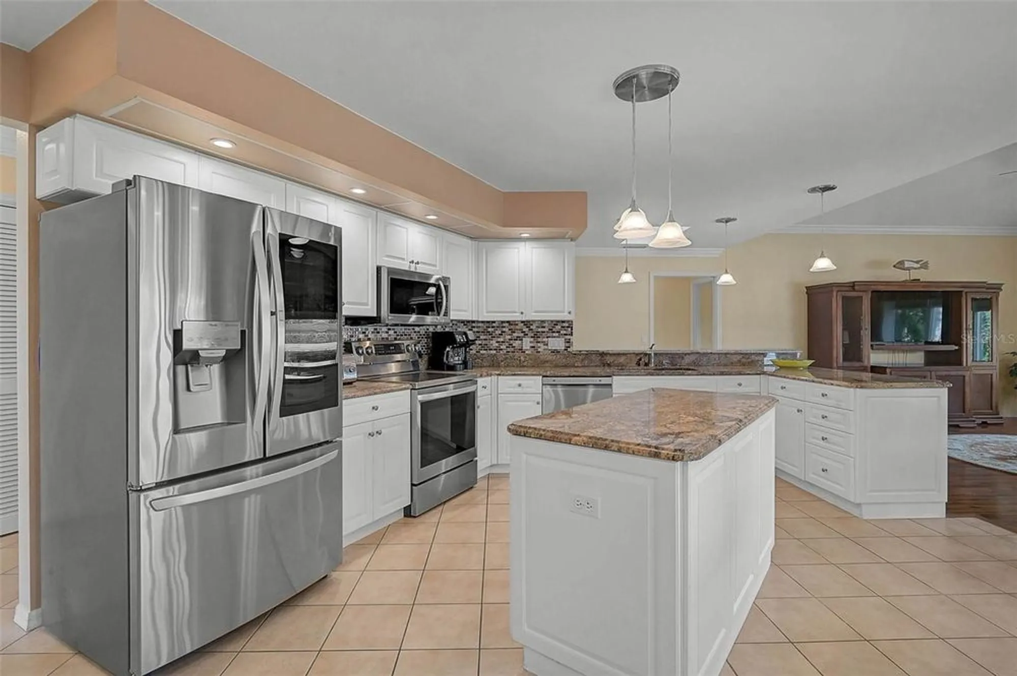 Property Slideshow image 14 of 62 | 7570 links ct, Sarasota, FL, 34243