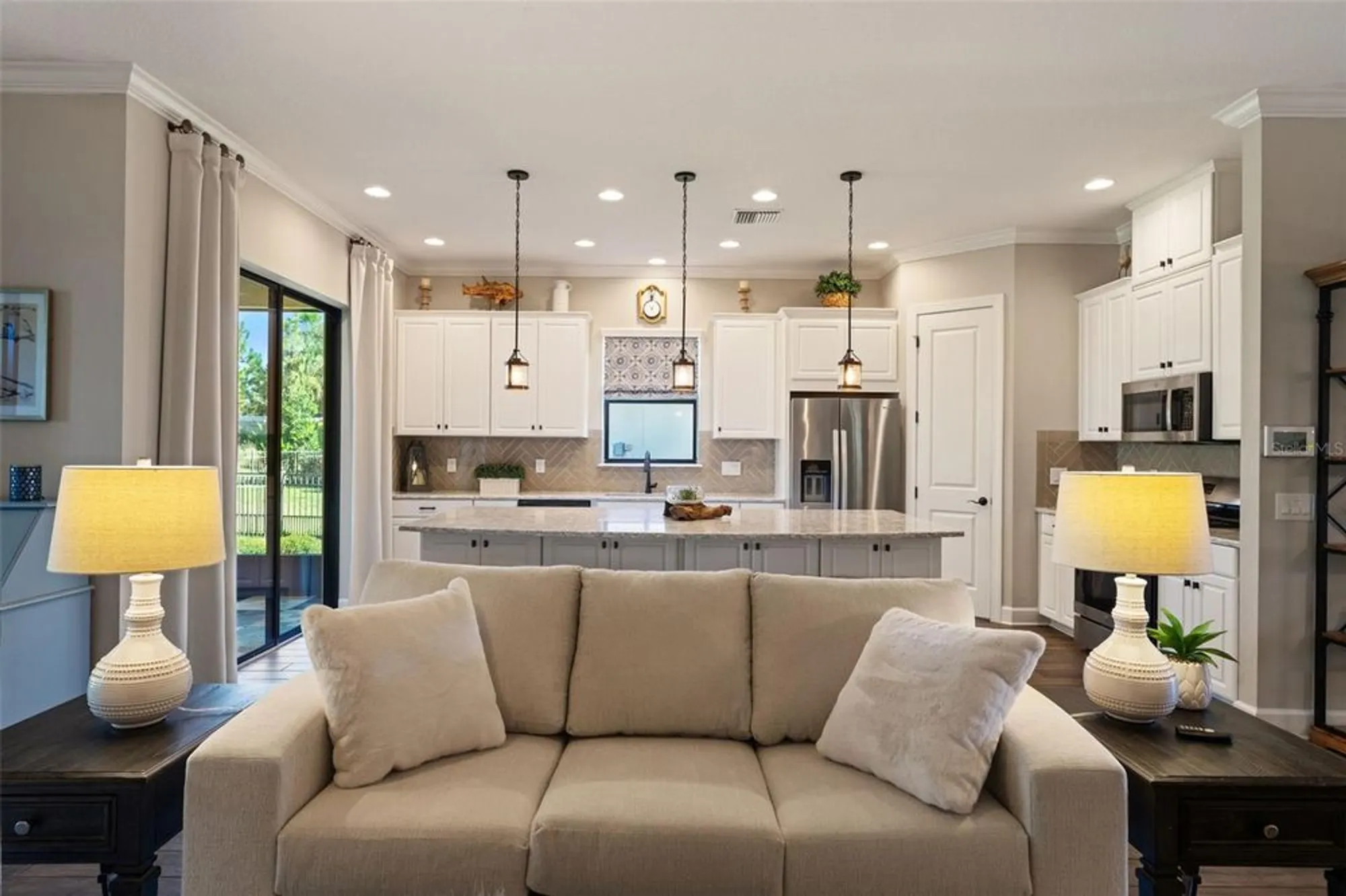 Property Slideshow image 27 of 76 | 11295 juglans dr, Odessa, FL, 33556