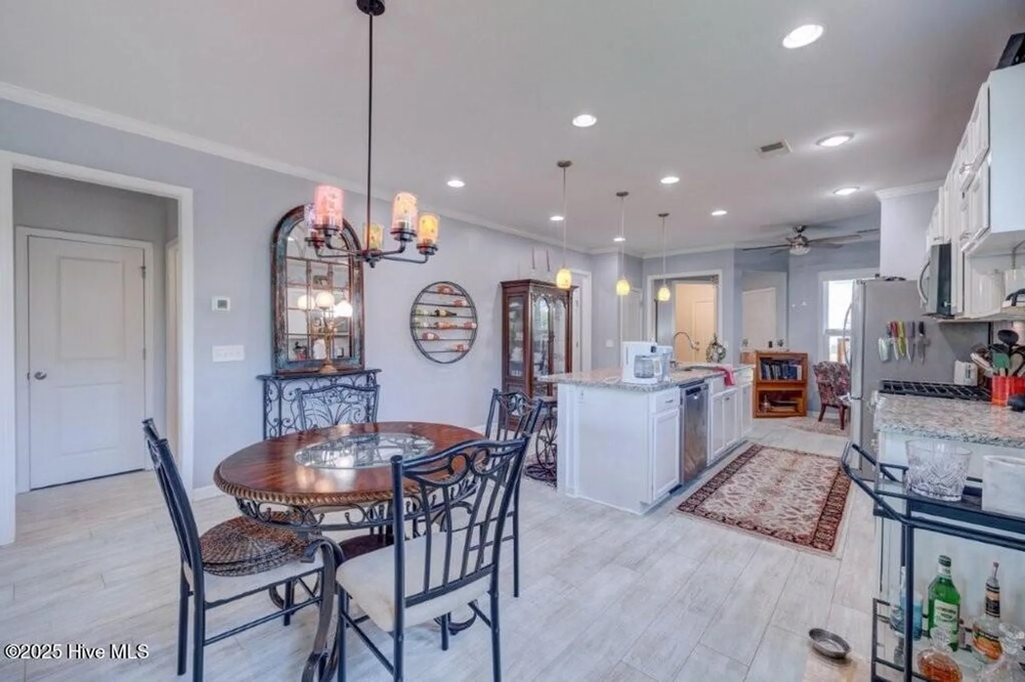 Property Slideshow image 14 of 64 | 521 lyrebird ave, Wilmington, NC, 28412