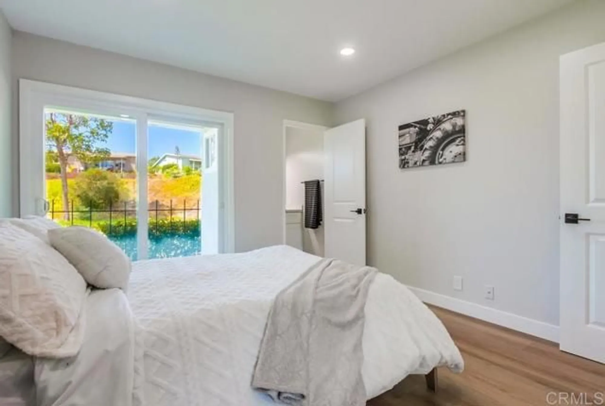 Property Slideshow image 22 of 39 | 3839 vista campana 6, Oceanside, CA, 92057