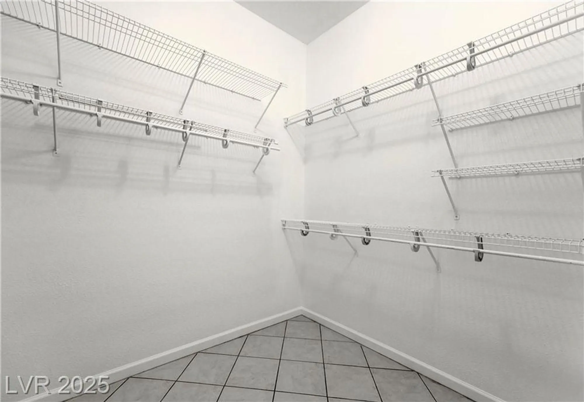 Property Slideshow image 22 of 36 | 562 mountain links dr, Henderson, NV, 89012