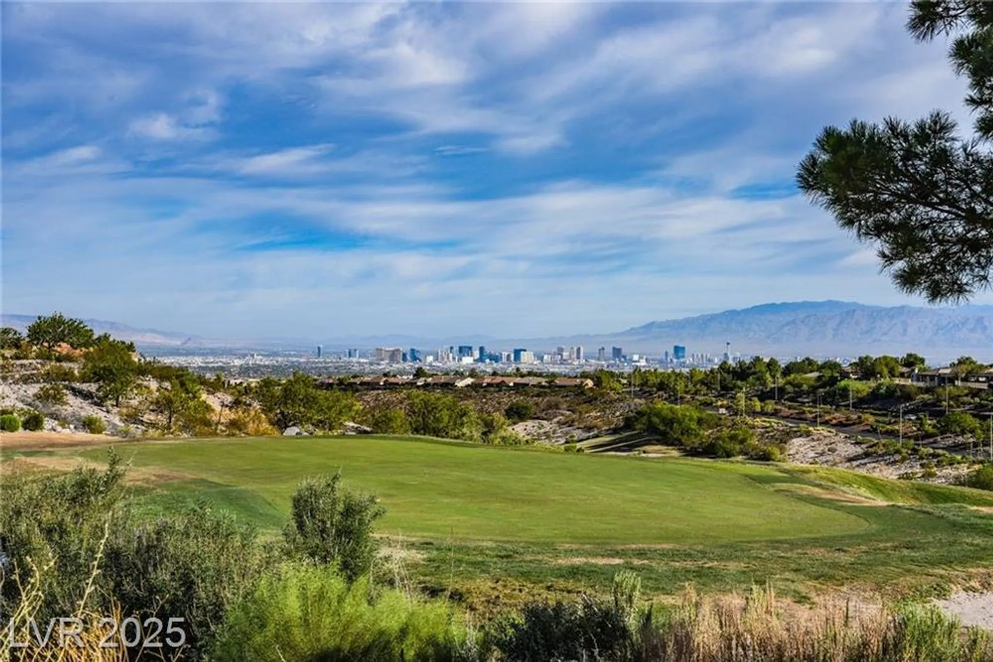 Property Slideshow image 38 of 43 | 2545 divine sky dr, Henderson, NV, 89044