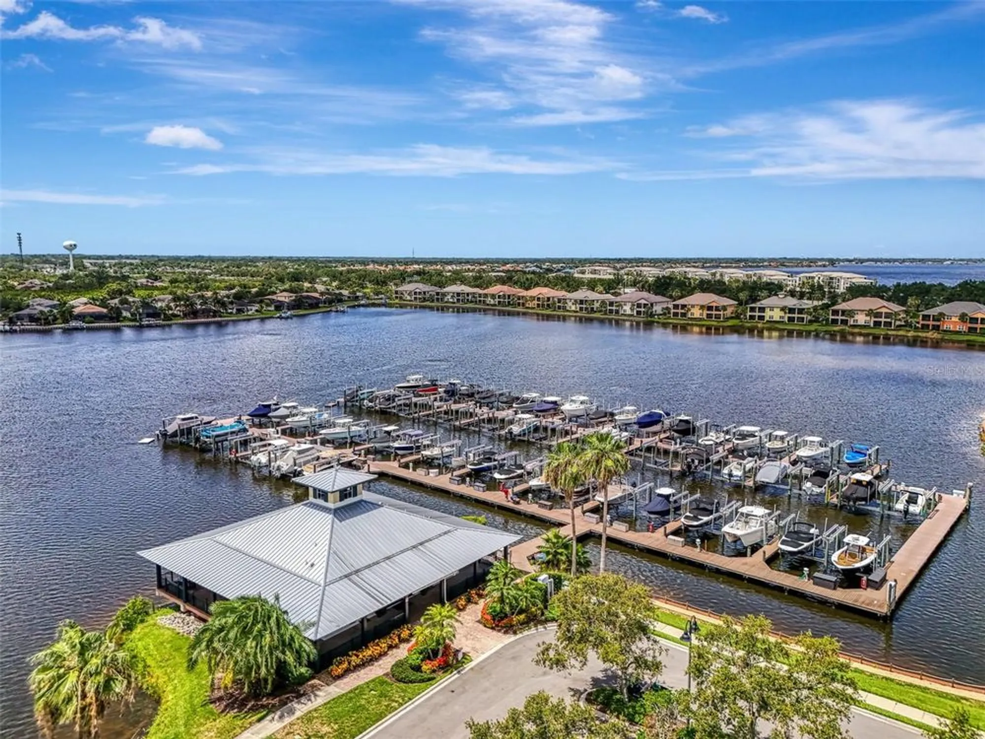 Property Slideshow image 65 of 77 | 1226 riverscape st, Bradenton, FL, 34208