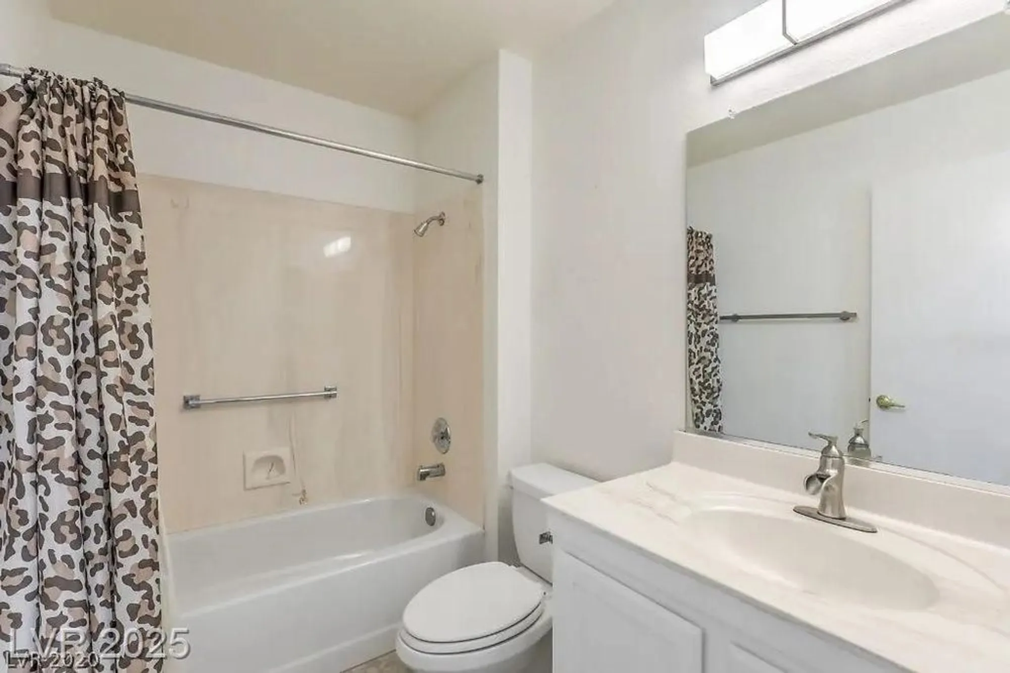 Property Slideshow image 10 of 12 | 2732 showcase dr, Las Vegas, NV, 89134