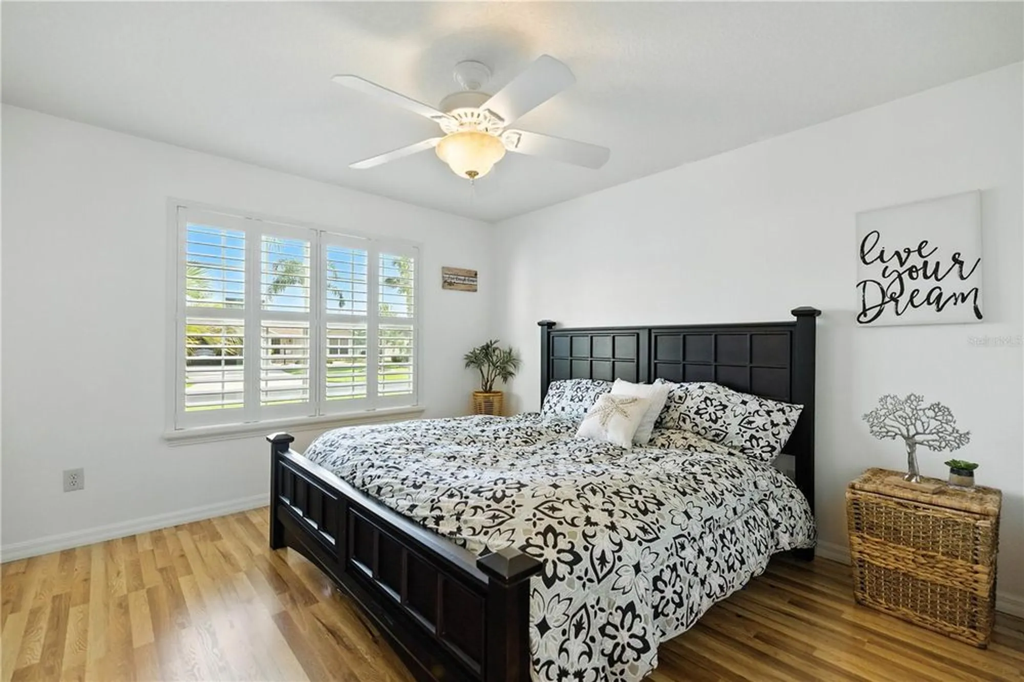 Property Slideshow image 32 of 34 | 5087 ne 121st ave, Oxford, FL, 34484